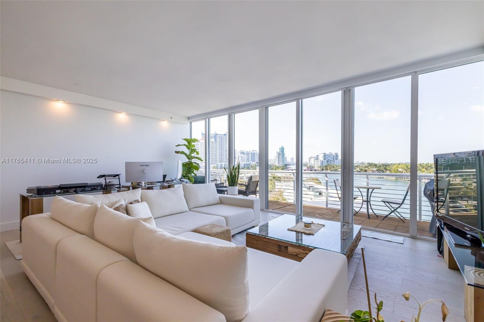 REGATTA AT INDIAN CREEK C - Residential