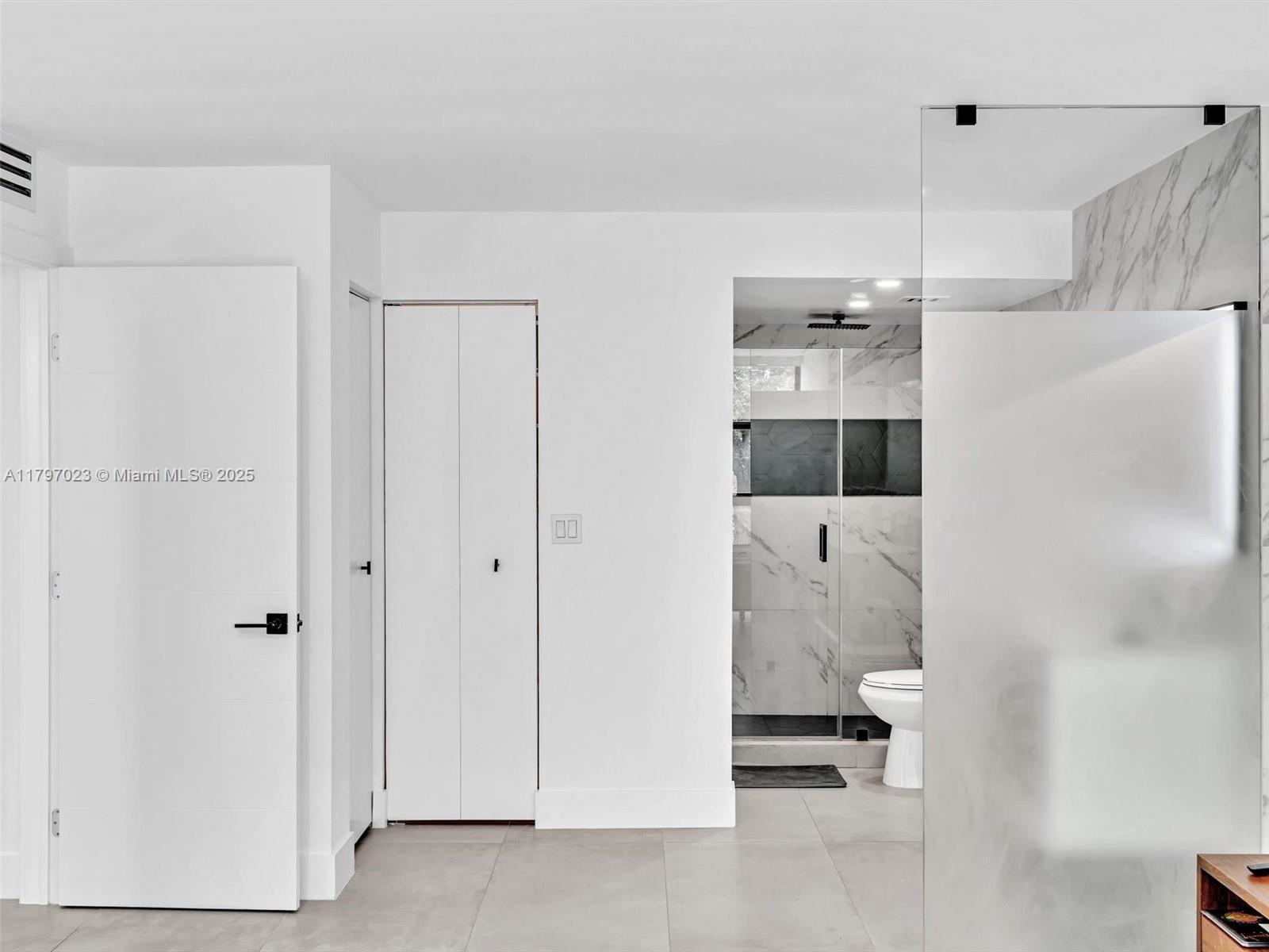 RIVER REACH CONDOMINIUM I - Residential