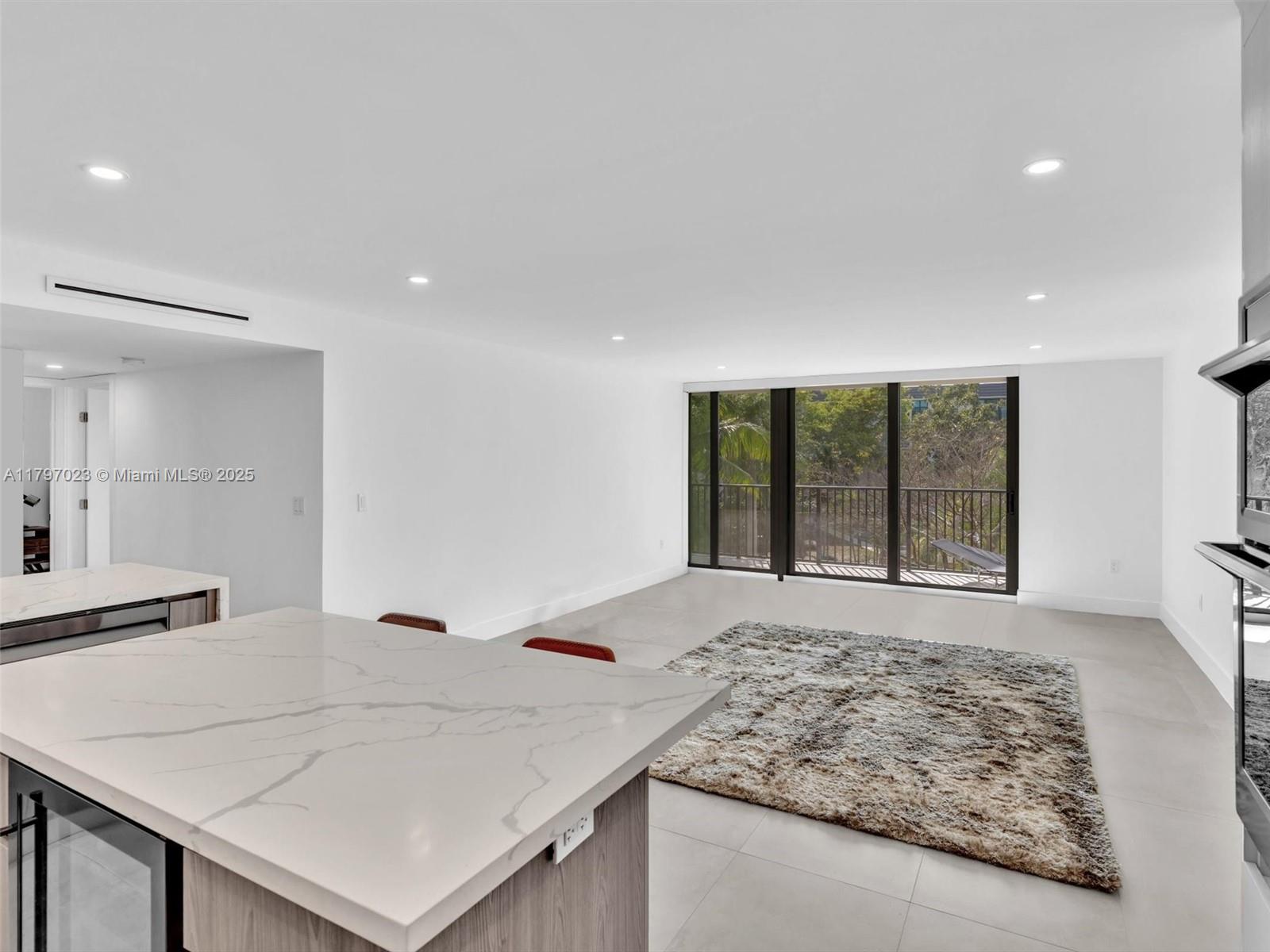 RIVER REACH CONDOMINIUM I - Residential