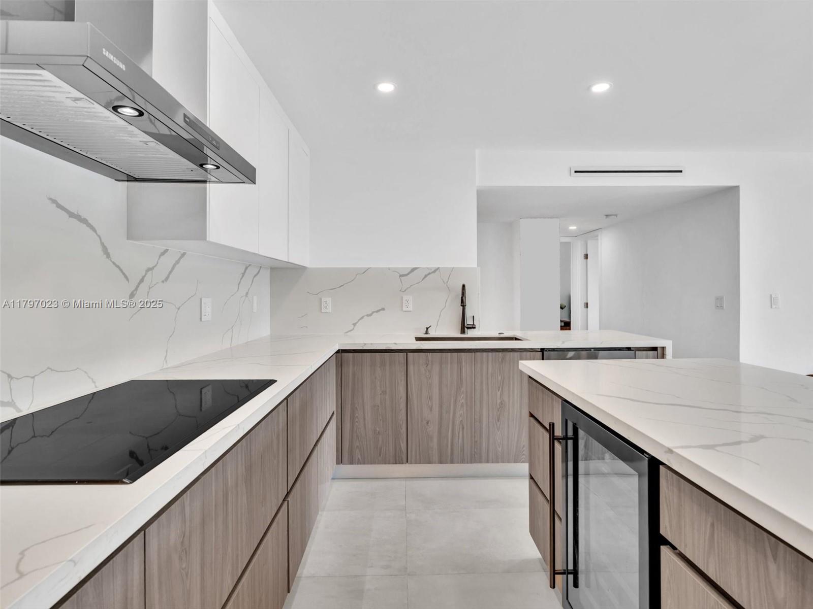 RIVER REACH CONDOMINIUM I - Residential