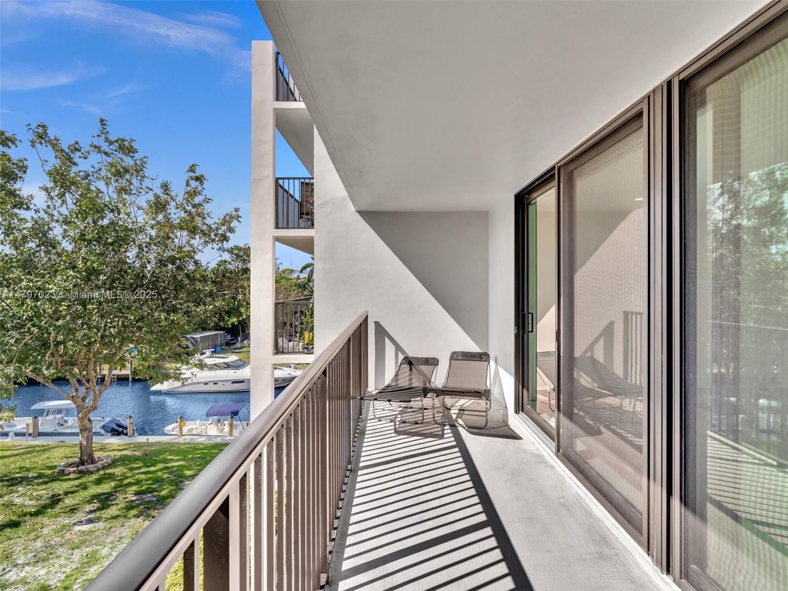 RIVER REACH CONDOMINIUM I - Residential
