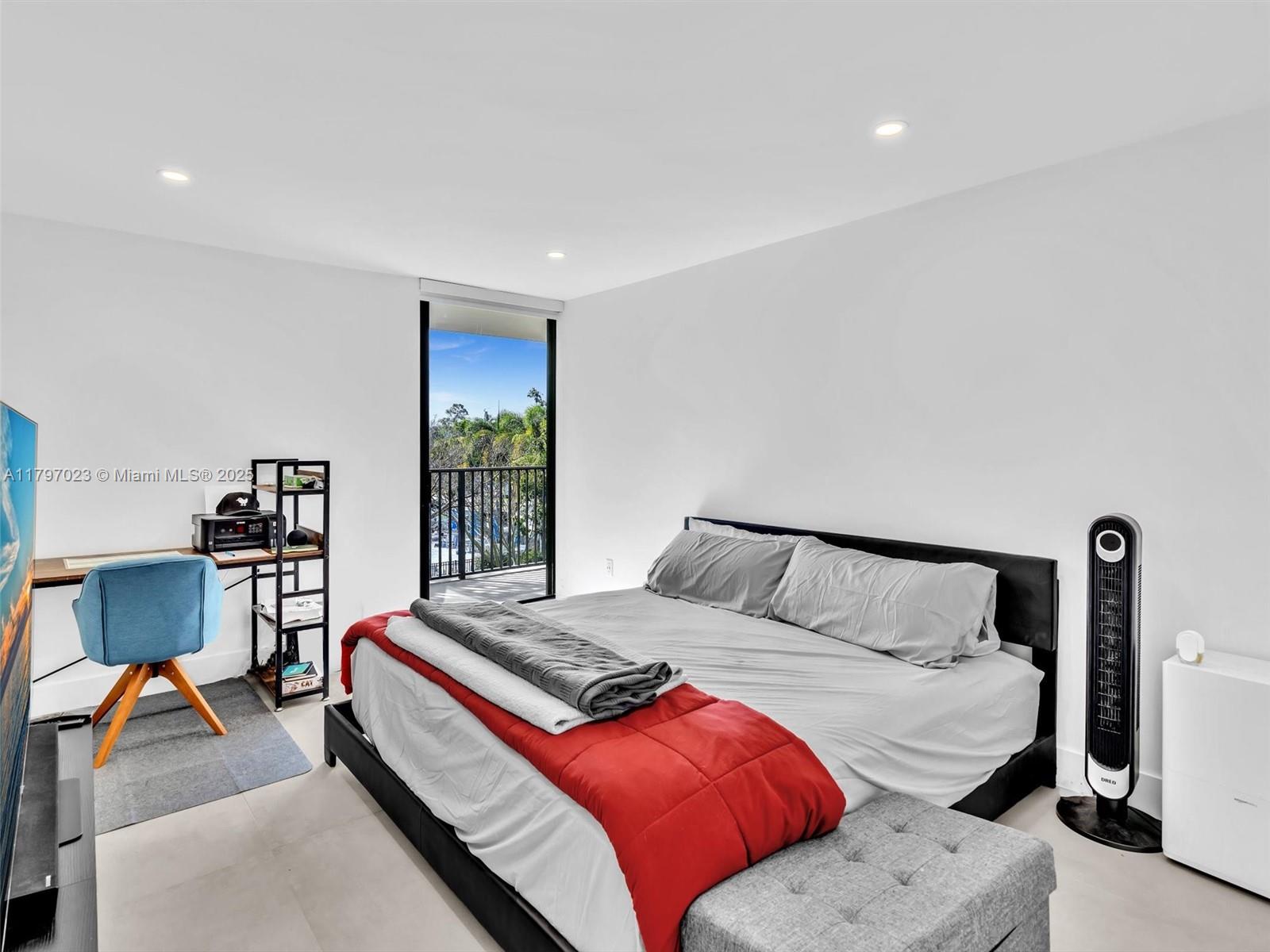 RIVER REACH CONDOMINIUM I - Residential