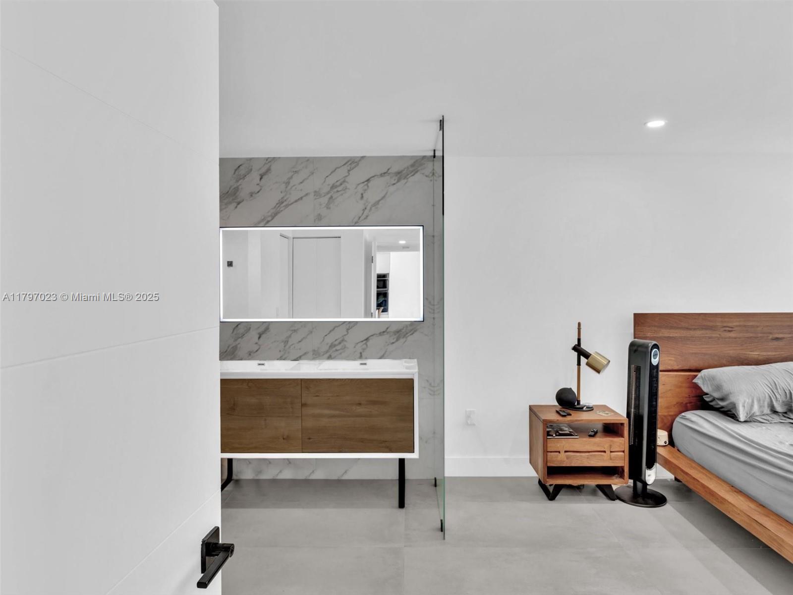 RIVER REACH CONDOMINIUM I - Residential