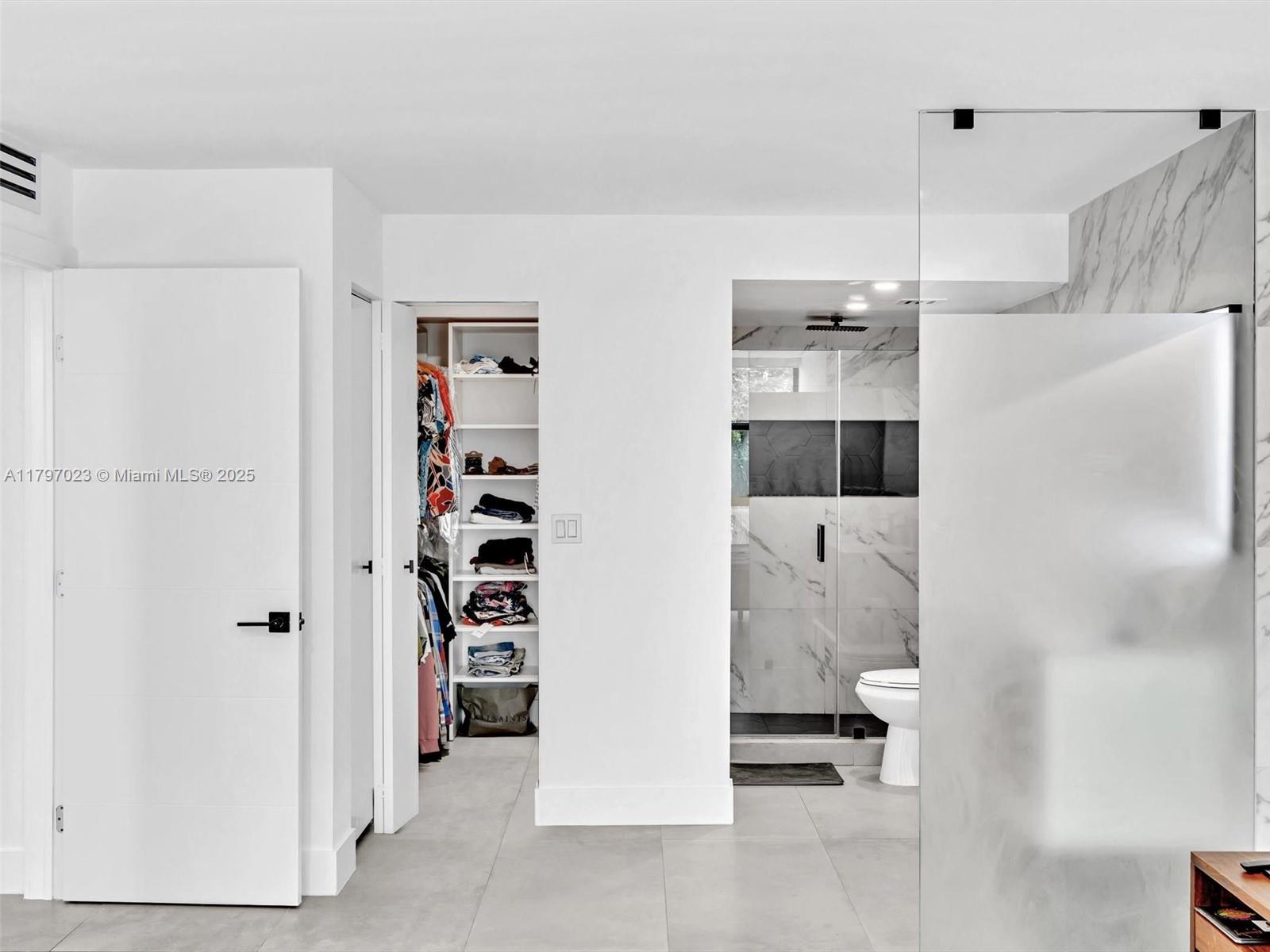 RIVER REACH CONDOMINIUM I - Residential