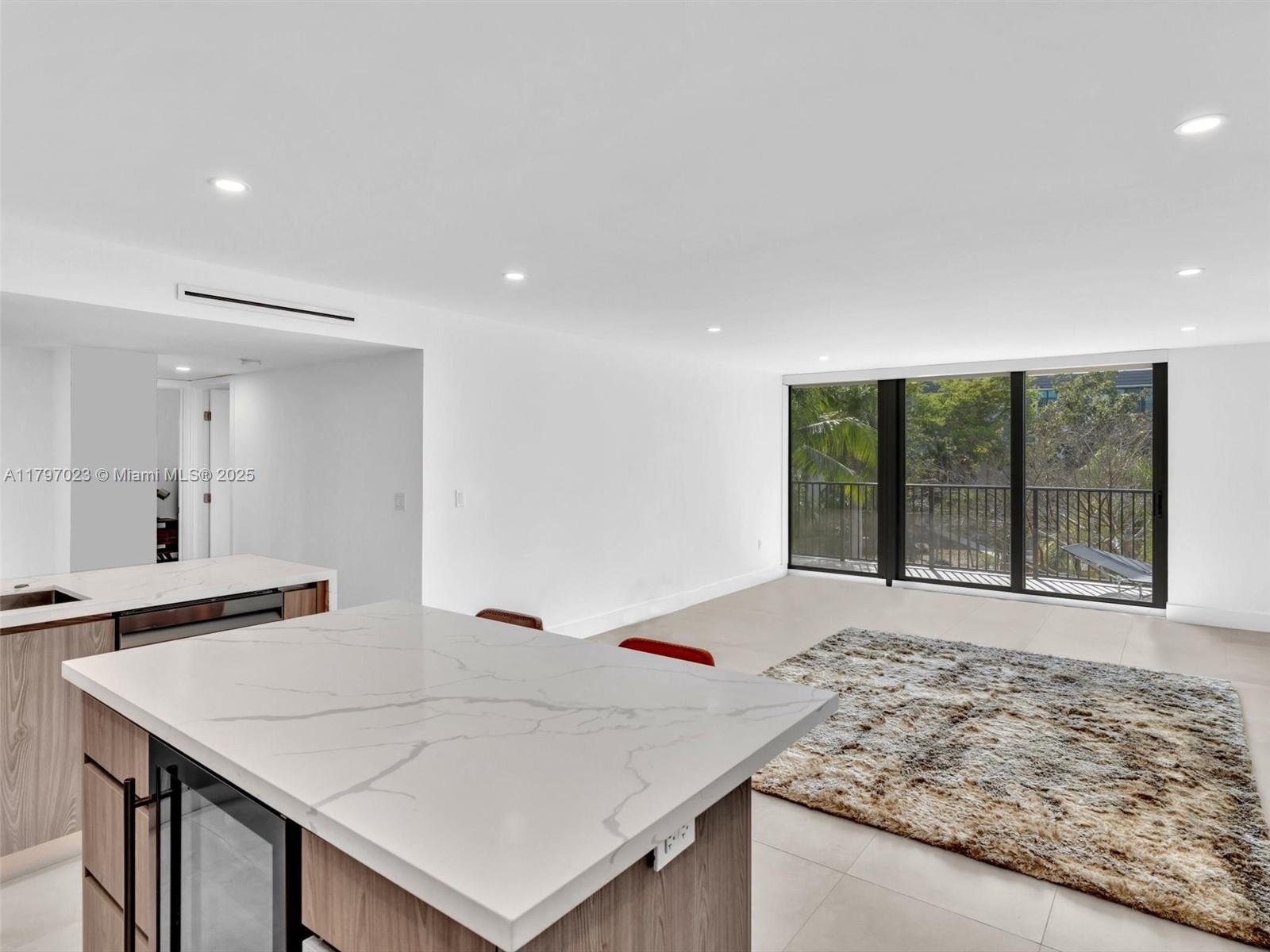 RIVER REACH CONDOMINIUM I - Residential
