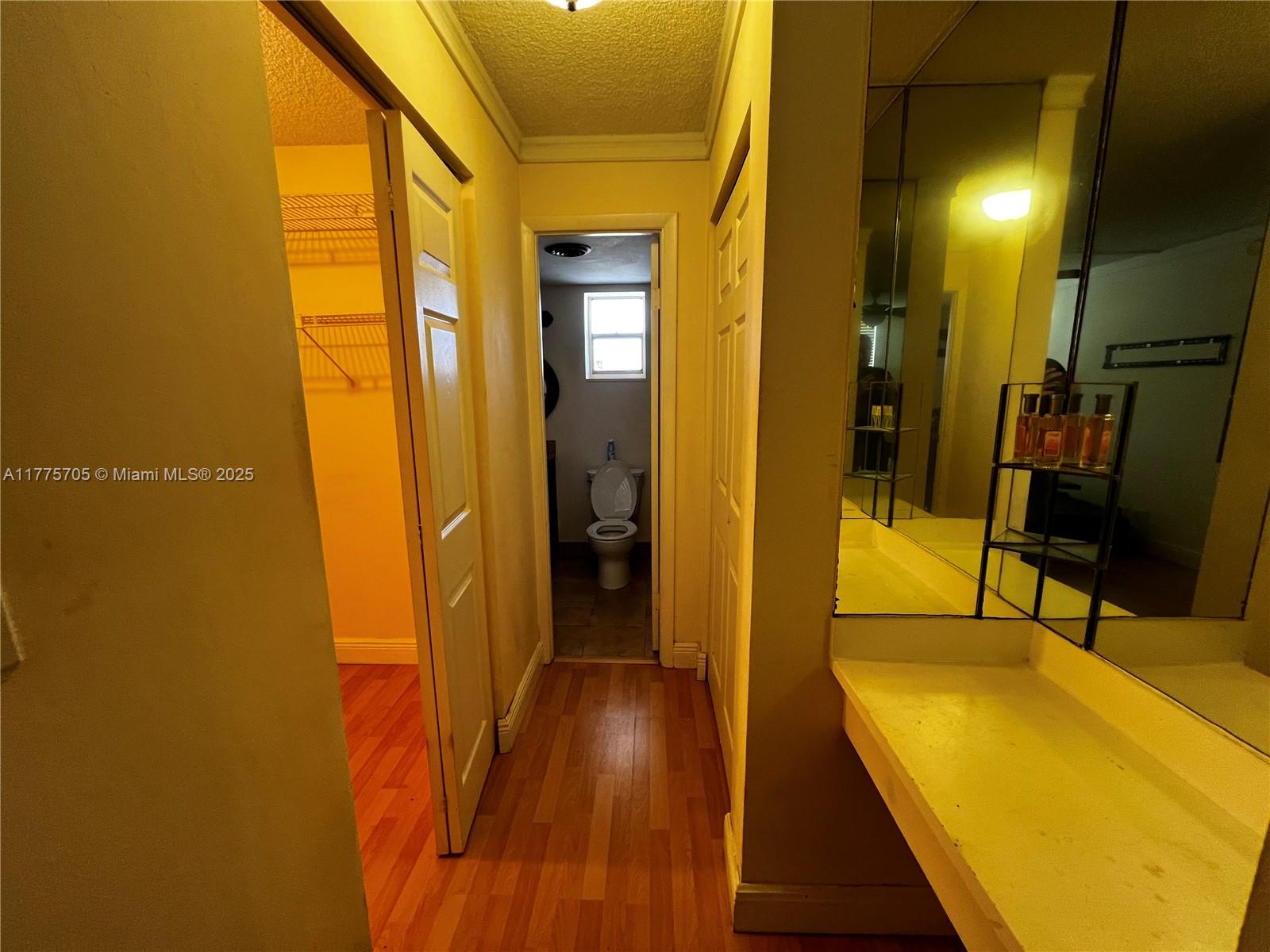 ROYAL OAKS CONDO - Residential