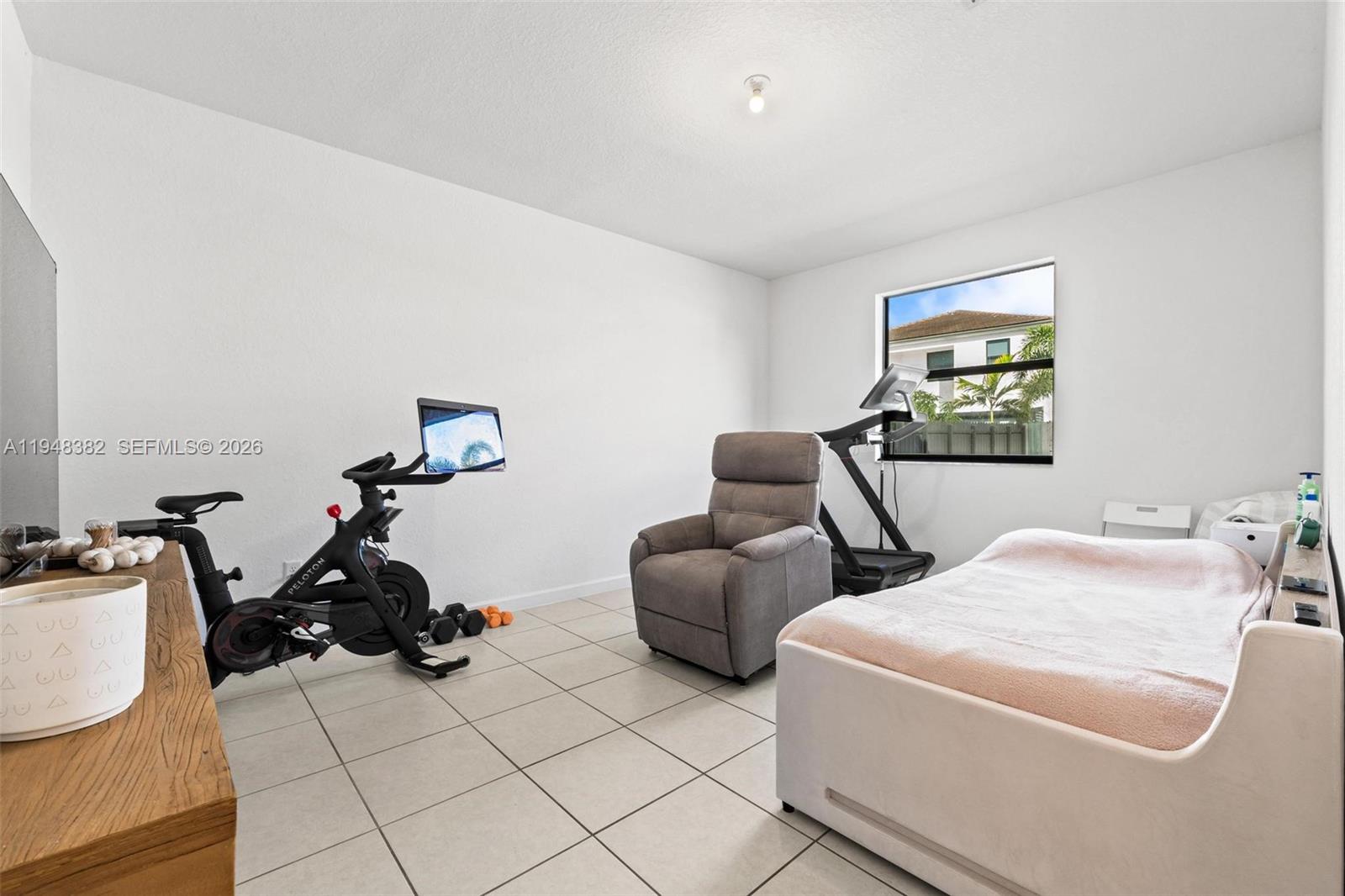 KENDALL ASSEMBLAGE - Residential