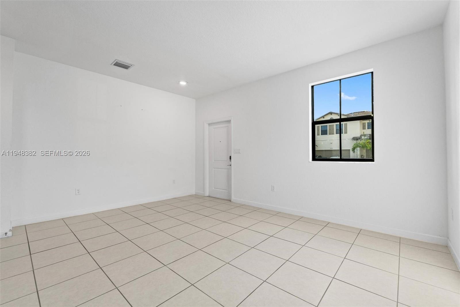 KENDALL ASSEMBLAGE - Residential