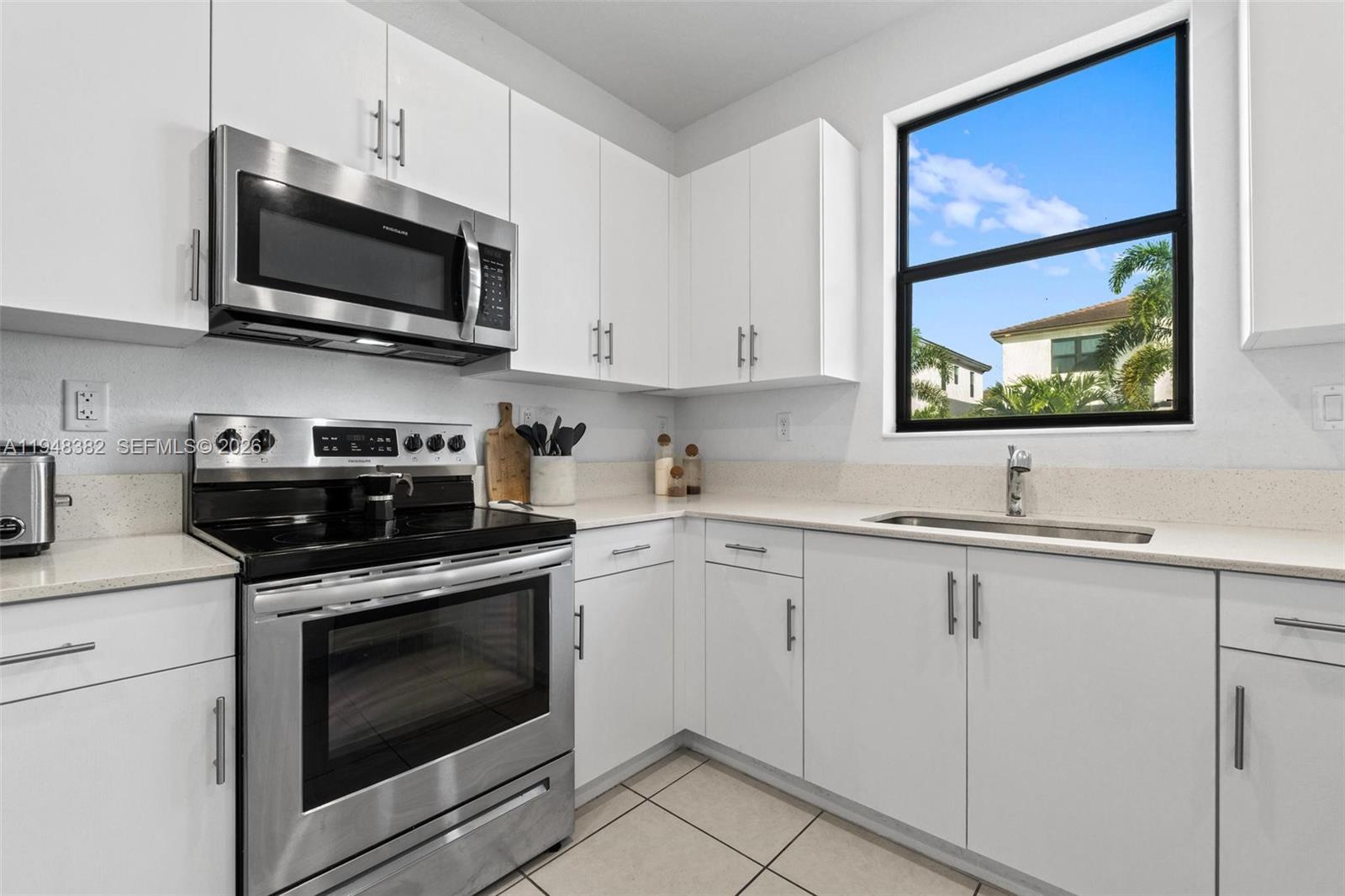 KENDALL ASSEMBLAGE - Residential