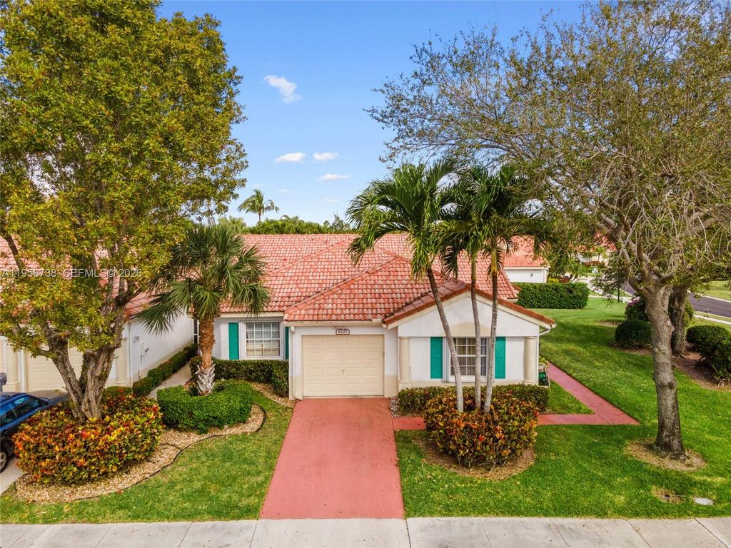 Photo of 6207 Floral Lakes Dr #6207, Delray Beach, FL 33484 (MLS # A11956738)