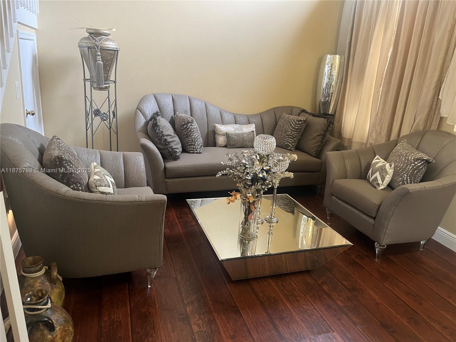 RIVIERA ISLES III - Residential