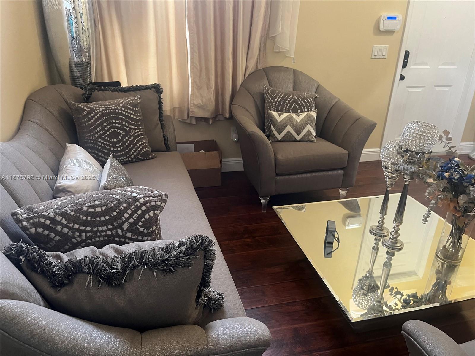 RIVIERA ISLES III - Residential