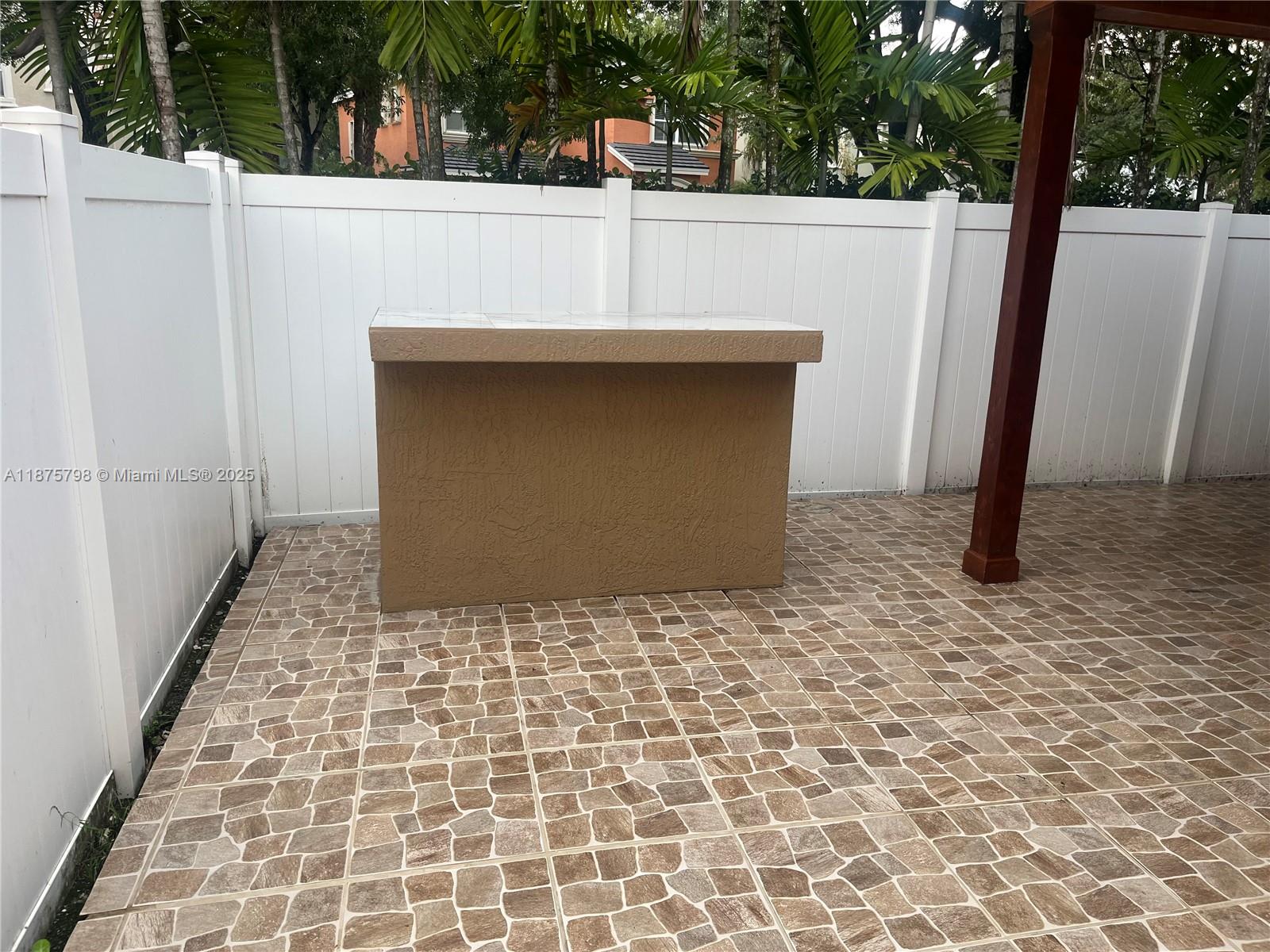 RIVIERA ISLES III - Residential