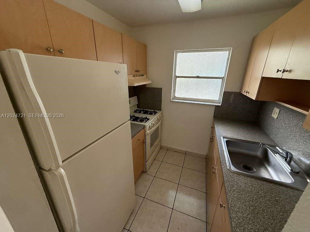 1655 W 44th Pl 302