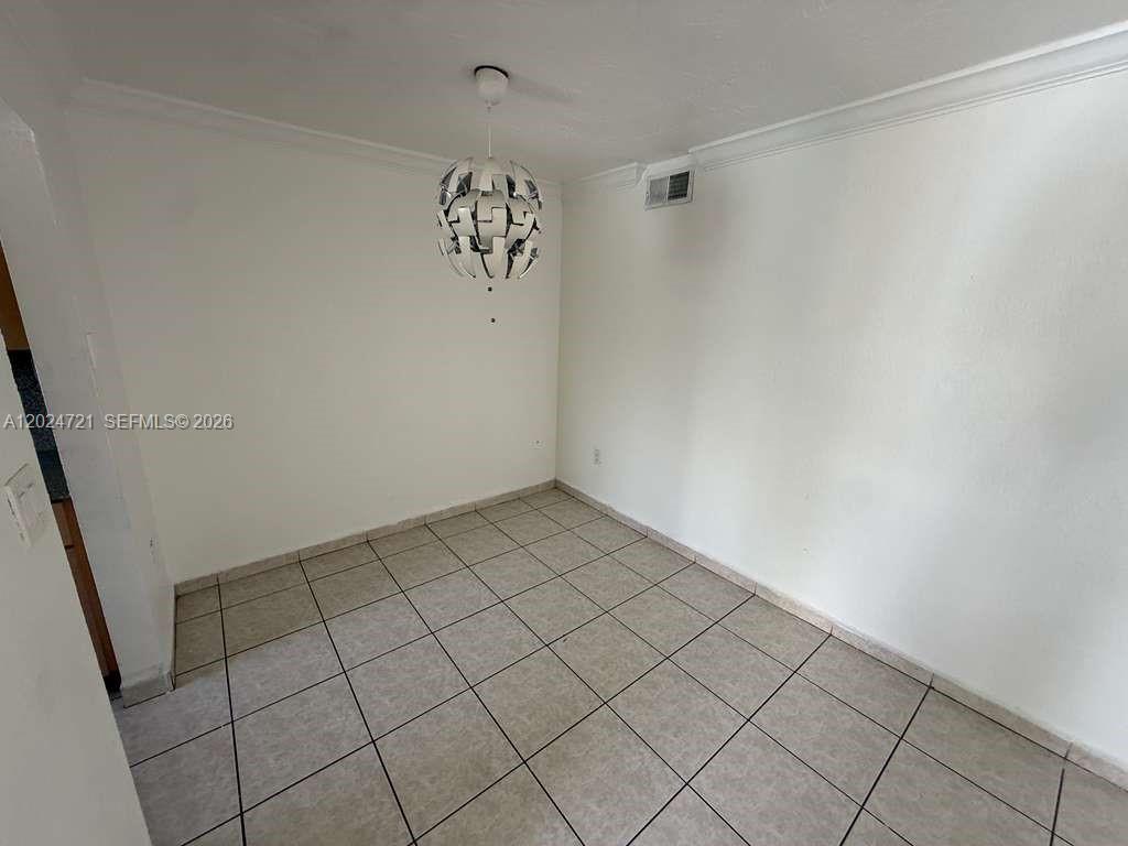 1655 W 44th Pl 302