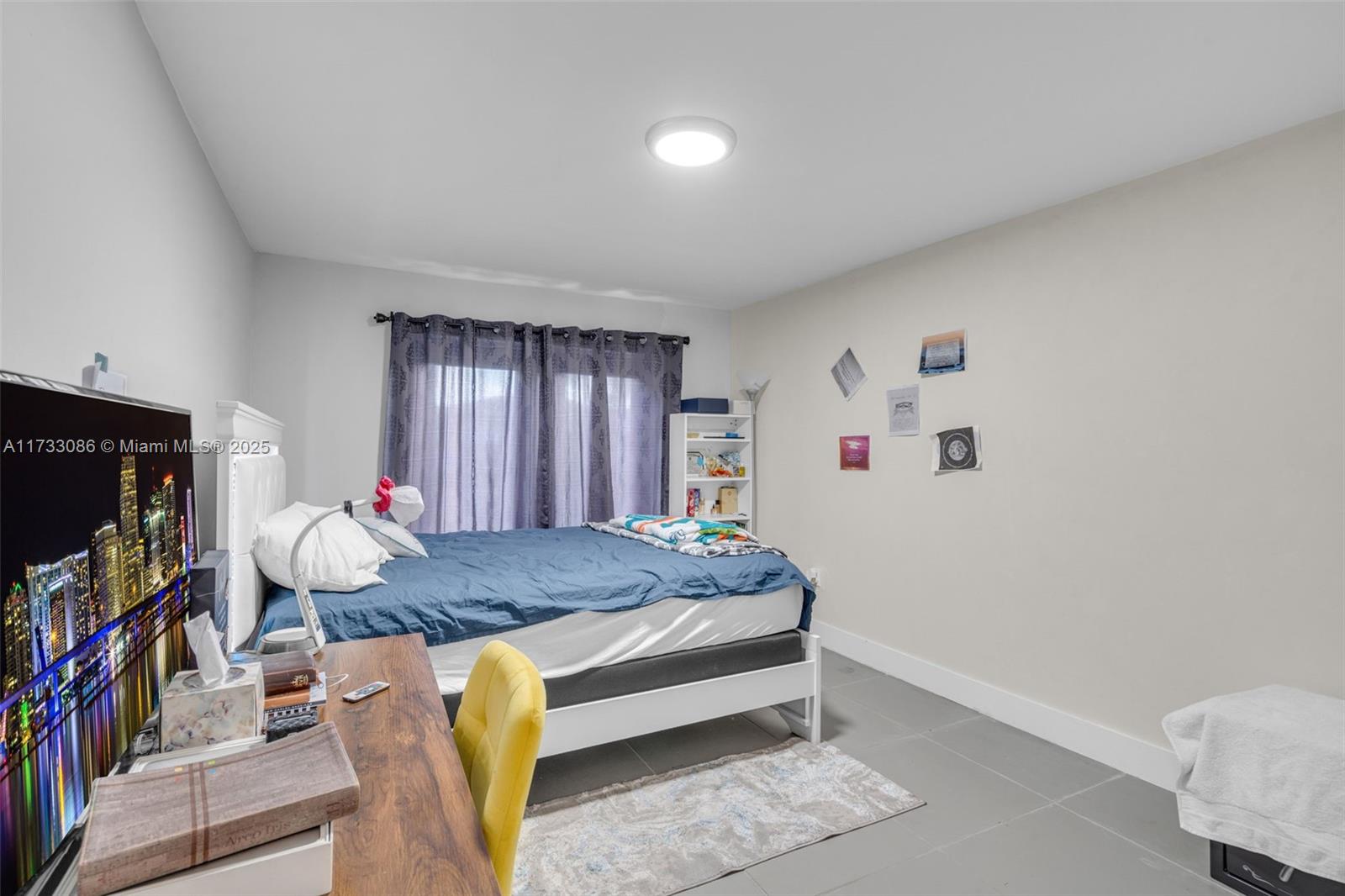 SEMINOLE LAWNS - Residential