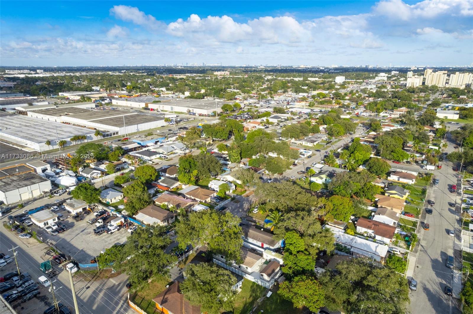 SEMINOLE LAWNS - Residential