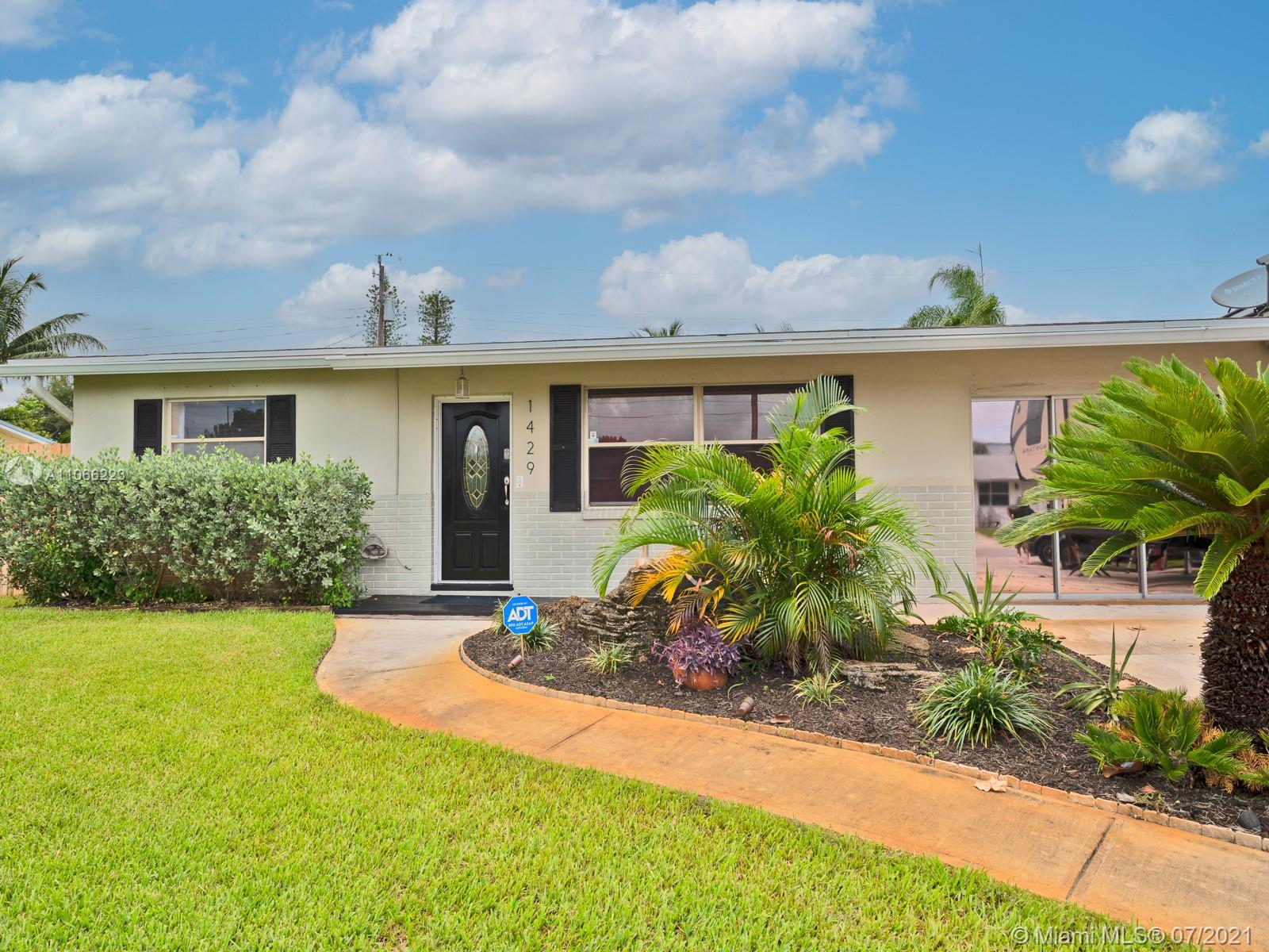 LANTANA HEIGHTS 7 - Residential