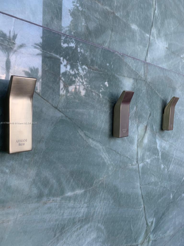 18975 COLLINS CONDO - Residential