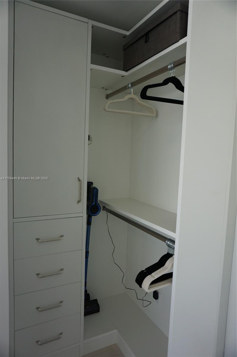 18975 COLLINS CONDO - Residential