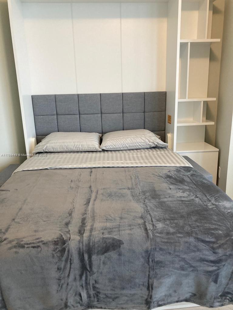 18975 COLLINS CONDO - Residential