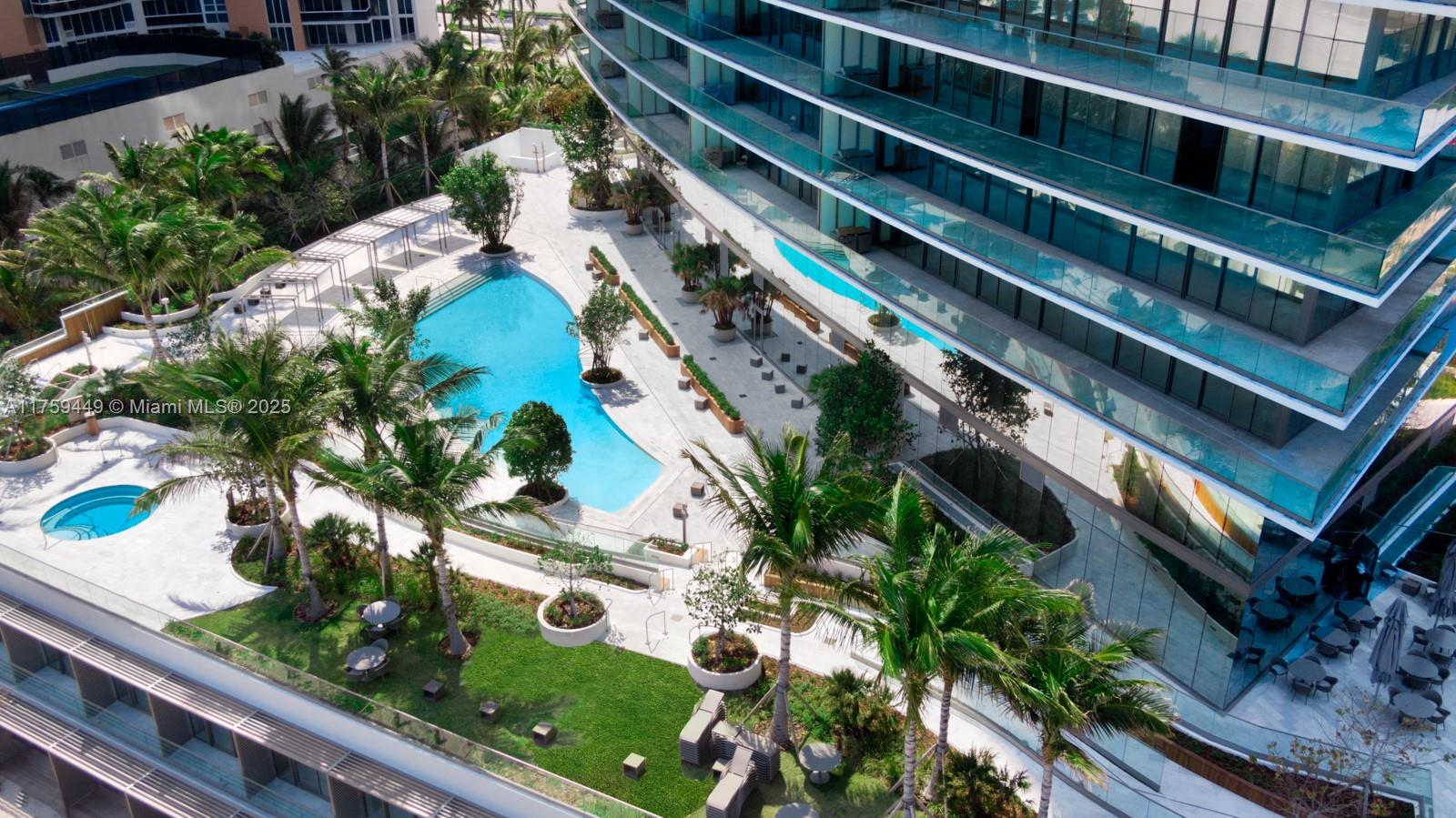 18975 SE Collins Ave 3405