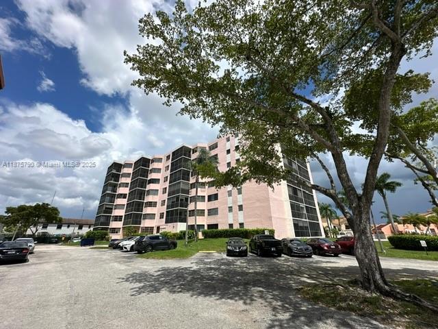 NICE AND SPACIOUS 2 BEDROON UNIT AT THE LAKEVIEW AT CALIFORNIA CONDOMINIUM IN MIAMI READY FOR IMMEDIATE RENT!! UNIT IS LOCATED IN A VERY NICE ARE WITH LAKE/POOL VIEW. SPACIOUS MASTER BEDROOM WITH WALKING CLOSETS. NEW STAINLESS-STEEL APPLIANCES AND WASHER AND DRYER IN UNIT.