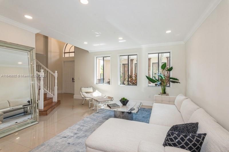 CUTLER CAY - Residential