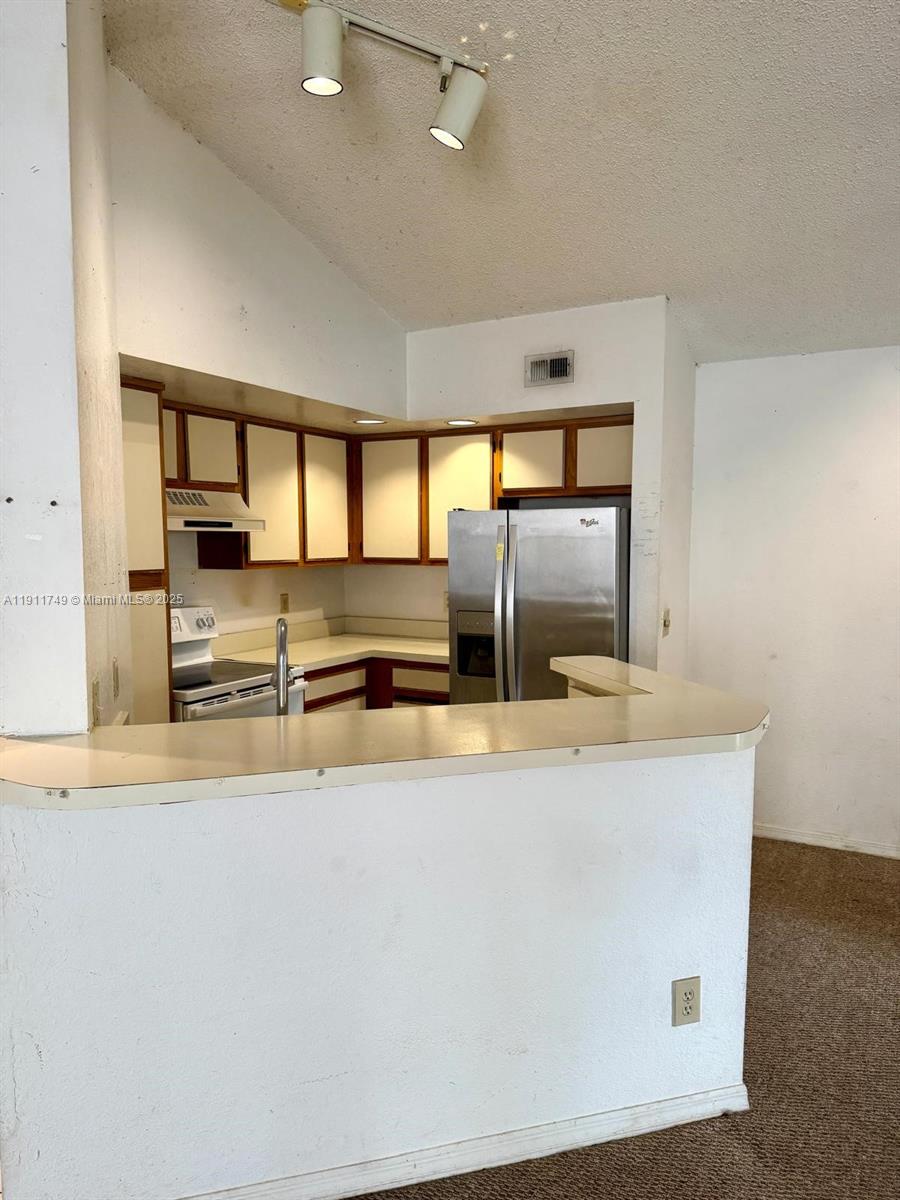 ISLES AT LAGO MAR CONDO - Residential