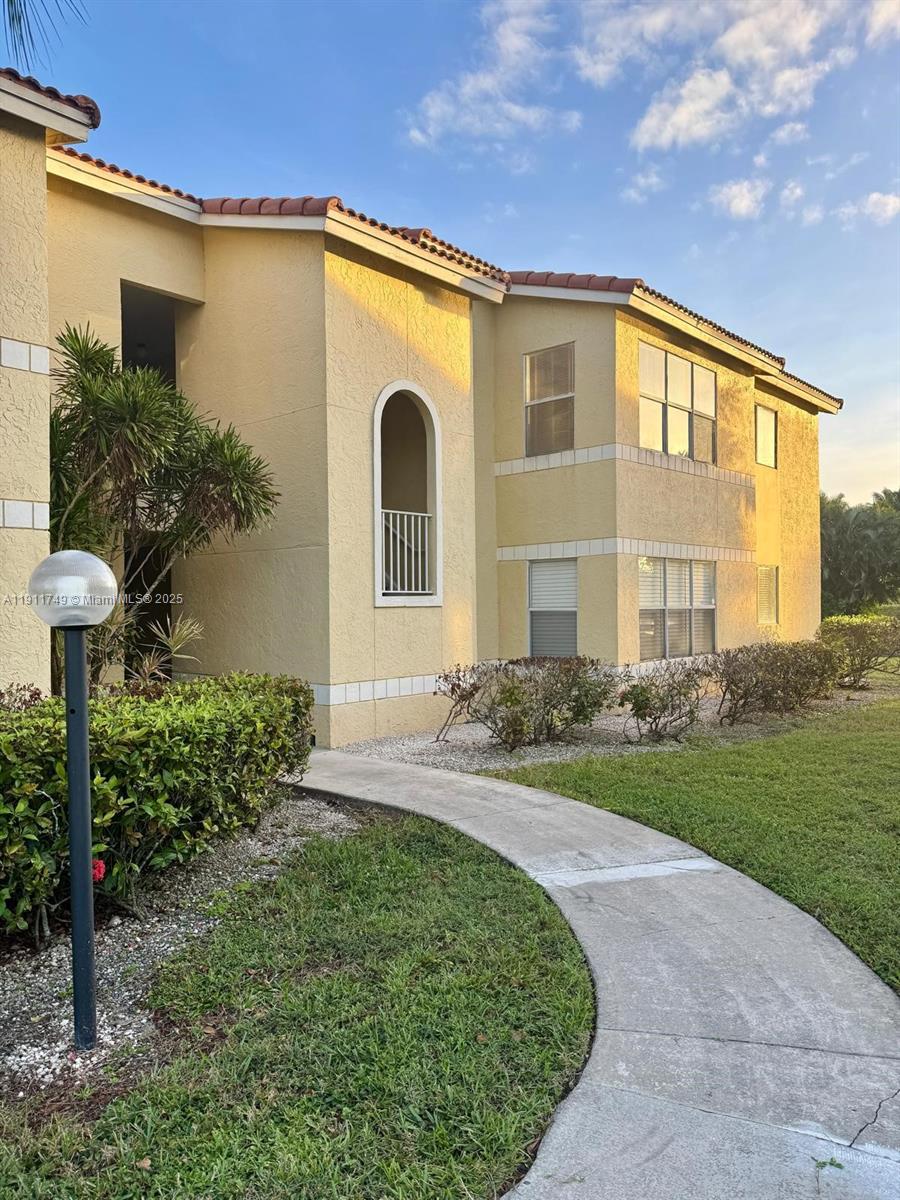 ISLES AT LAGO MAR CONDO - Residential