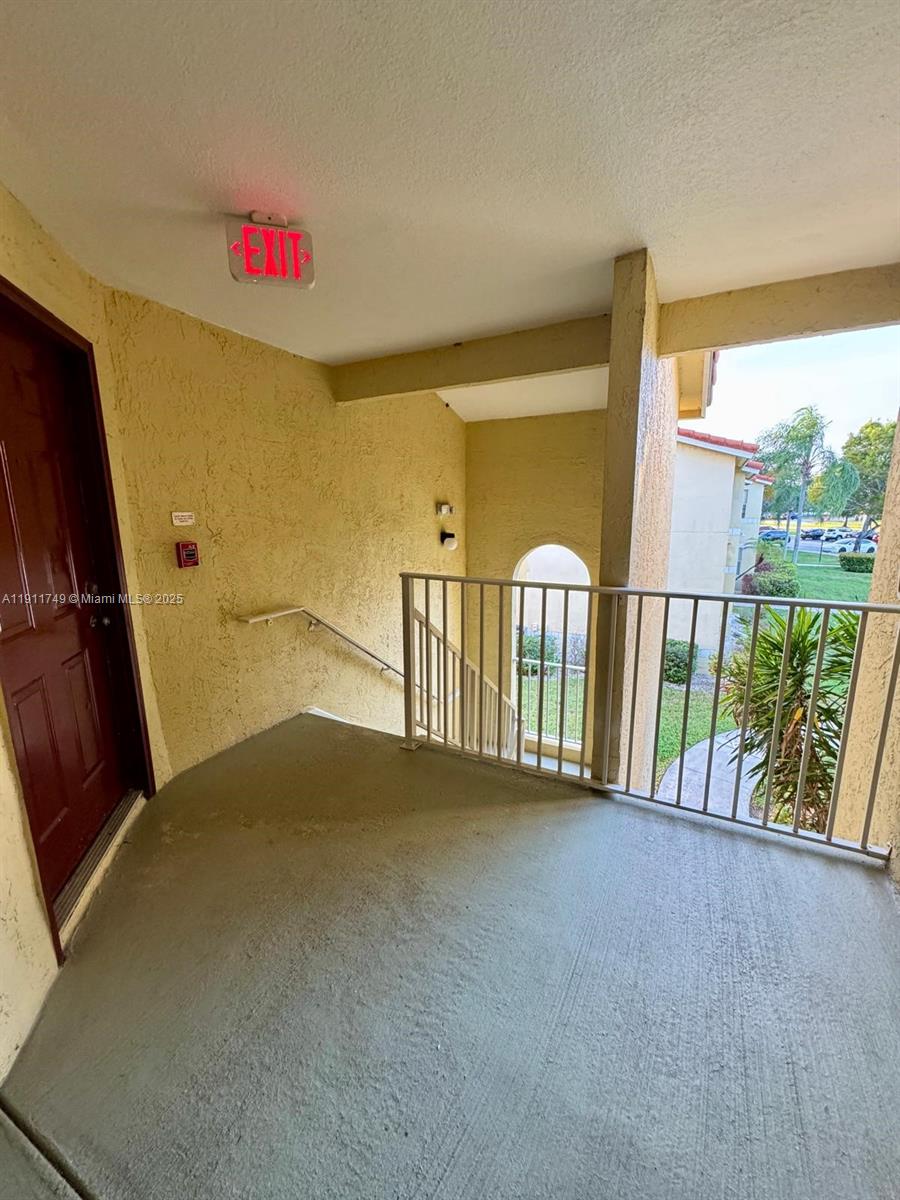 ISLES AT LAGO MAR CONDO - Residential