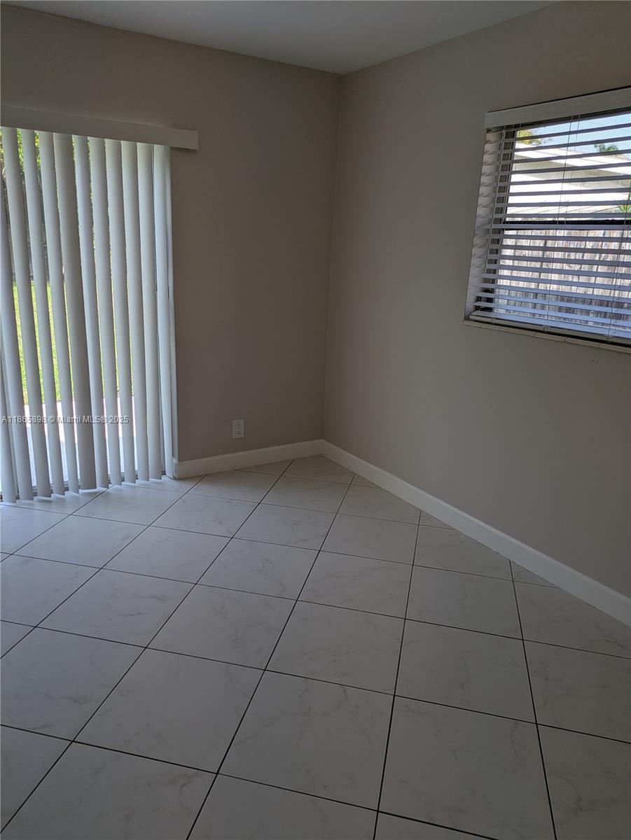 ISLAND VIEW - Residential Lease