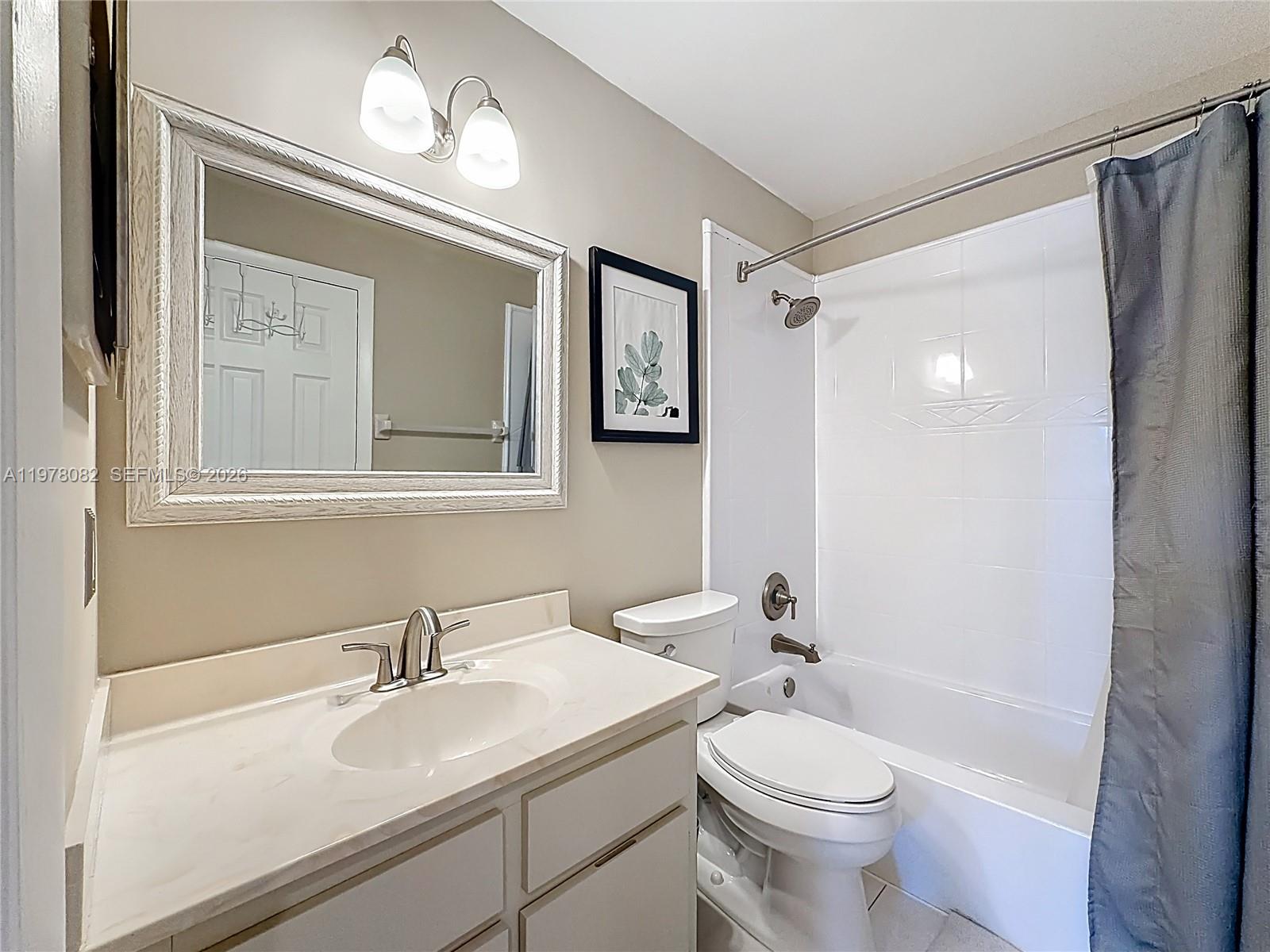 WILTON MANORS - Residential Lease