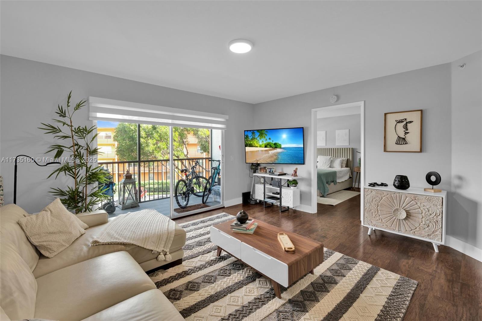Property for Sale at 701 Sw 142nd Ave 313S, Pembroke Pines, Miami-Dade County, Florida - Bedrooms: 2 
Bathrooms: 2  - $292,500