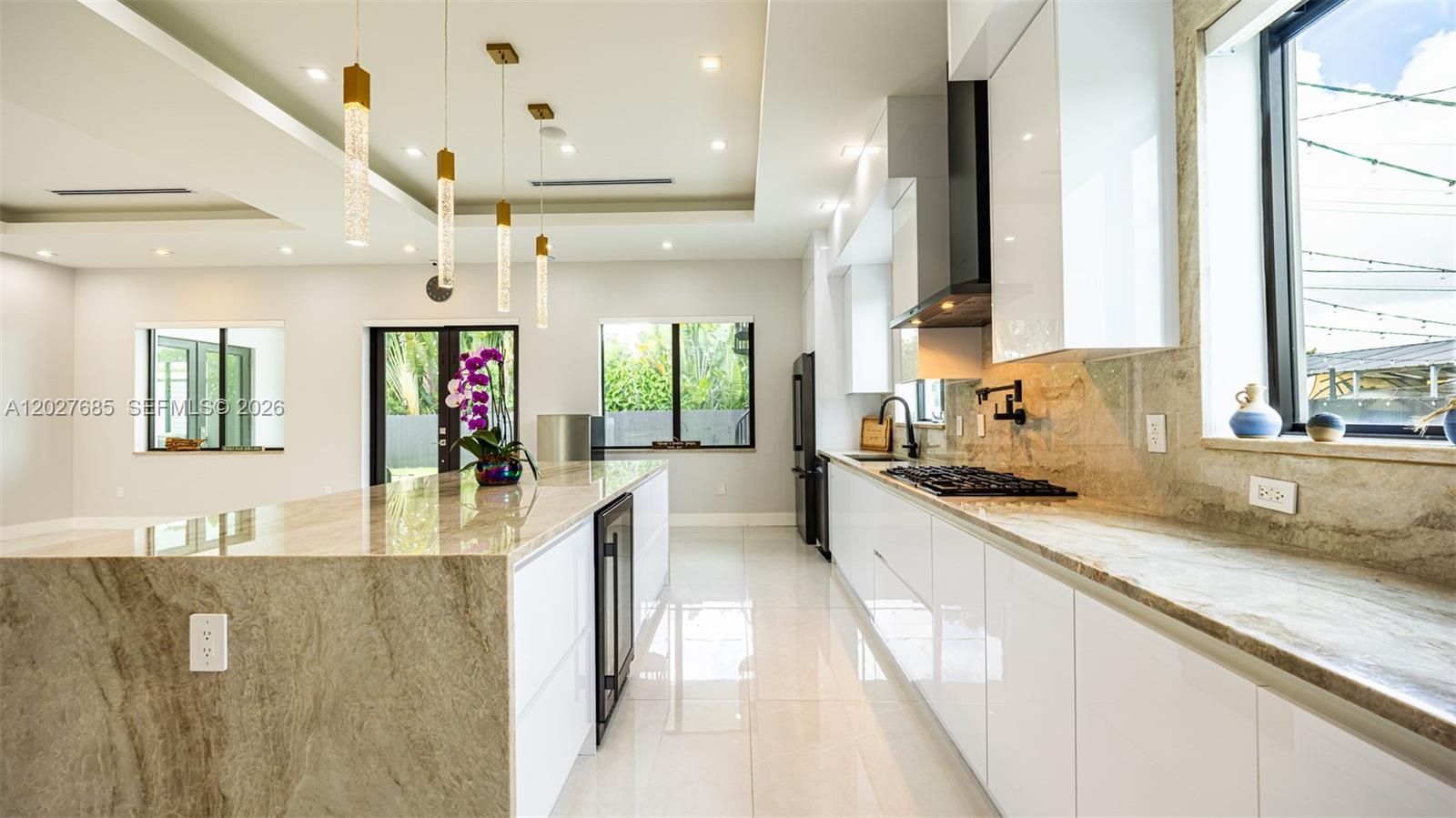 WESTWOOD LAKE 8TH ADDN - Residential