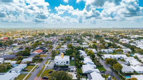 Tiny photo for 11450 SW 59th Ter, Miami, FL 33173 (MLS # A12027685)