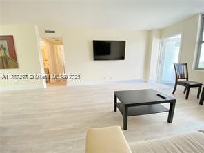FOUR WINDS CONDO - Residential Lease