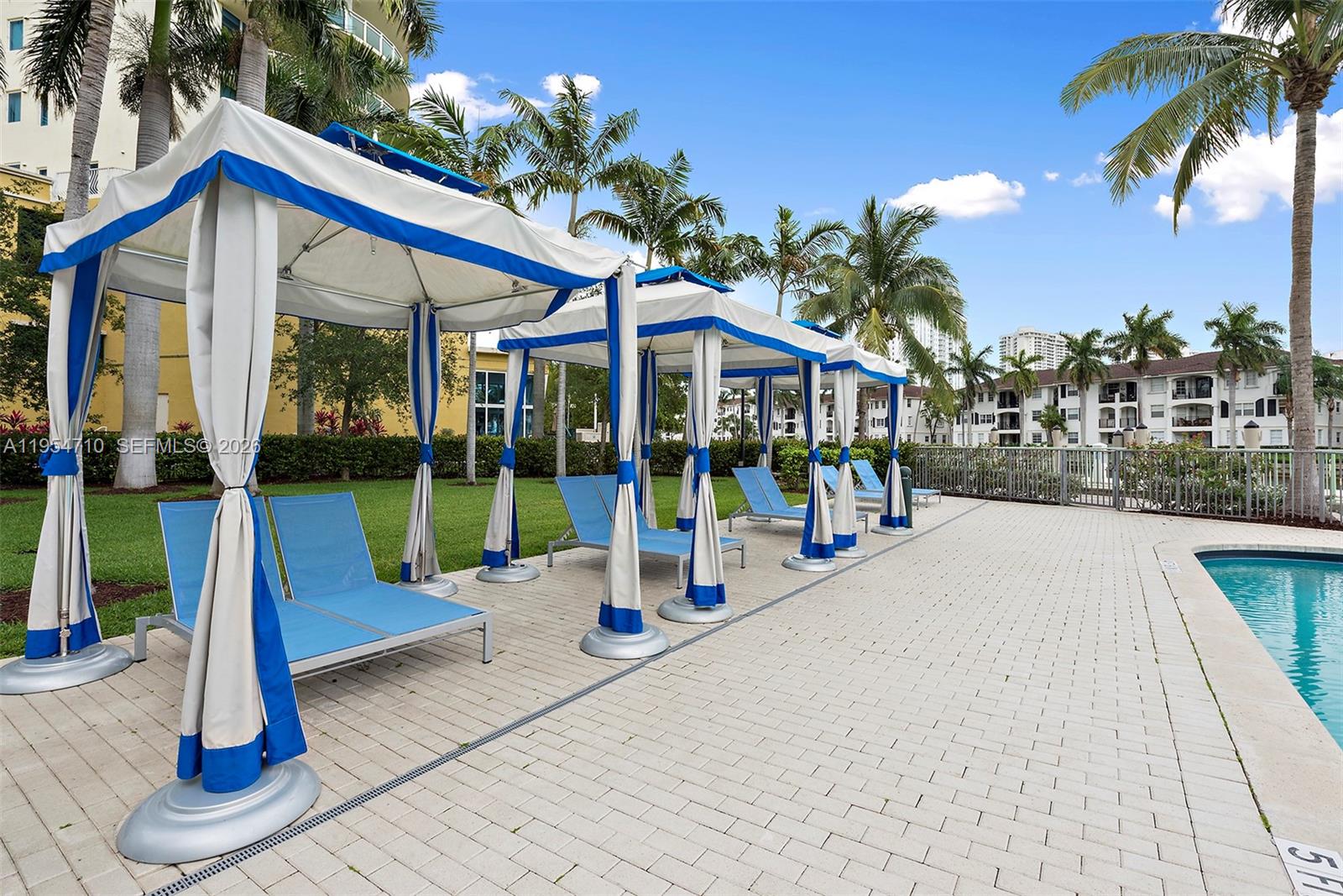 ARTECH RESIDENCES AT AVEN - Residential