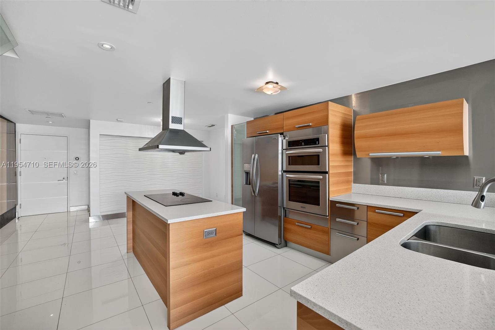 ARTECH RESIDENCES AT AVEN - Residential