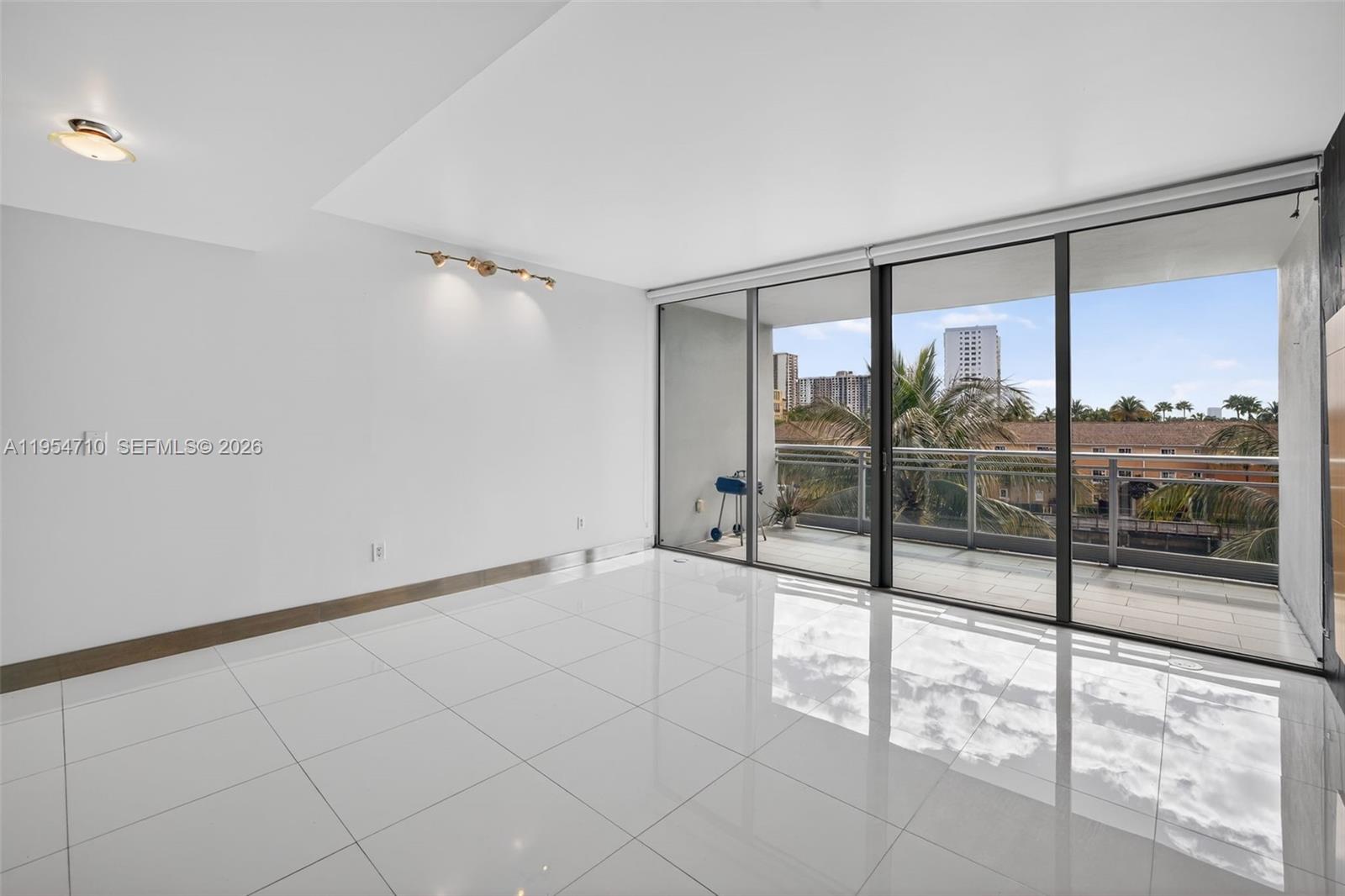 ARTECH RESIDENCES AT AVEN - Residential