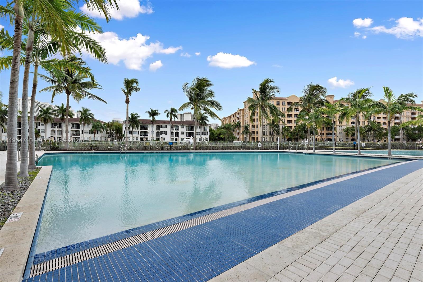 ARTECH RESIDENCES AT AVEN - Residential