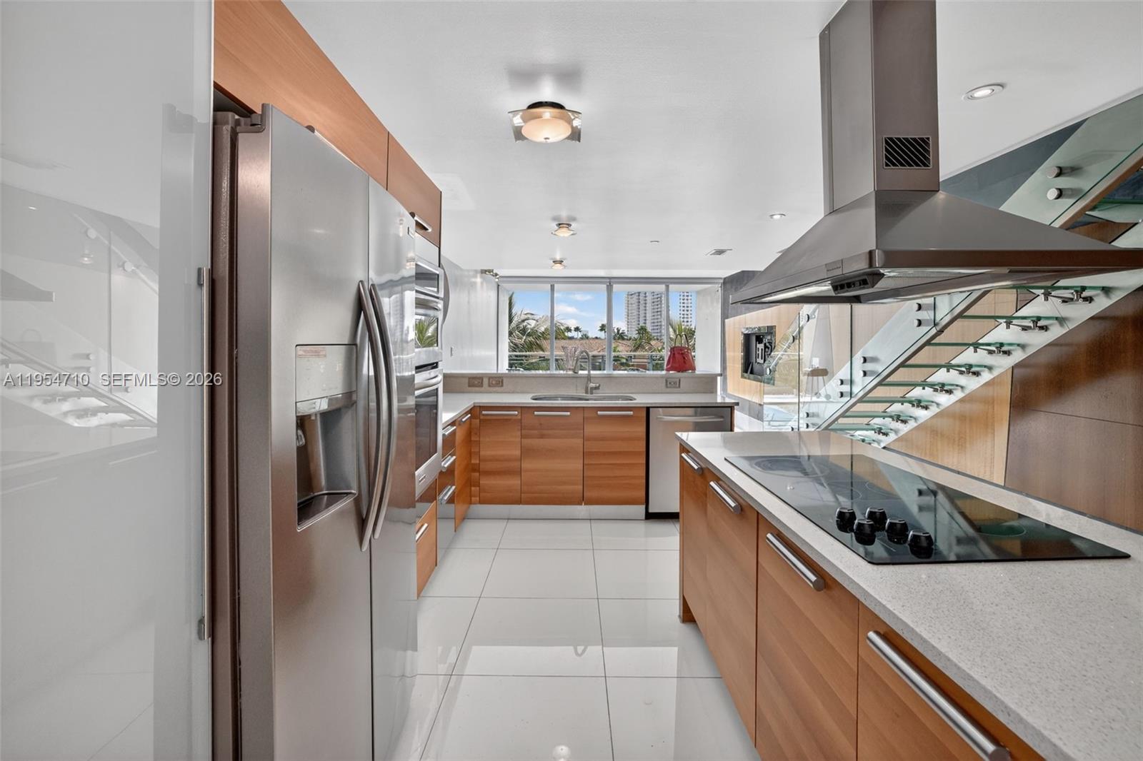 ARTECH RESIDENCES AT AVEN - Residential