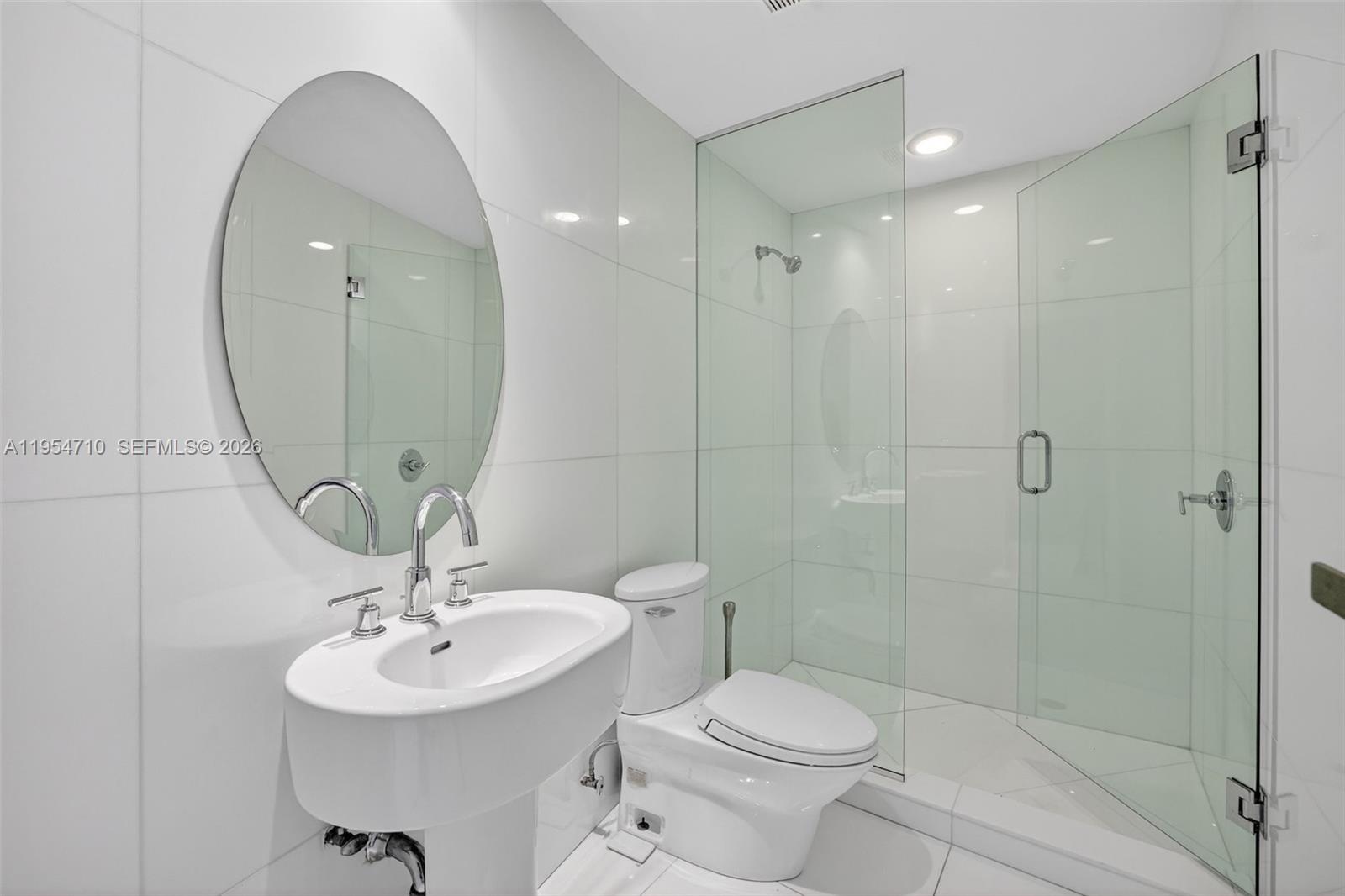 ARTECH RESIDENCES AT AVEN - Residential