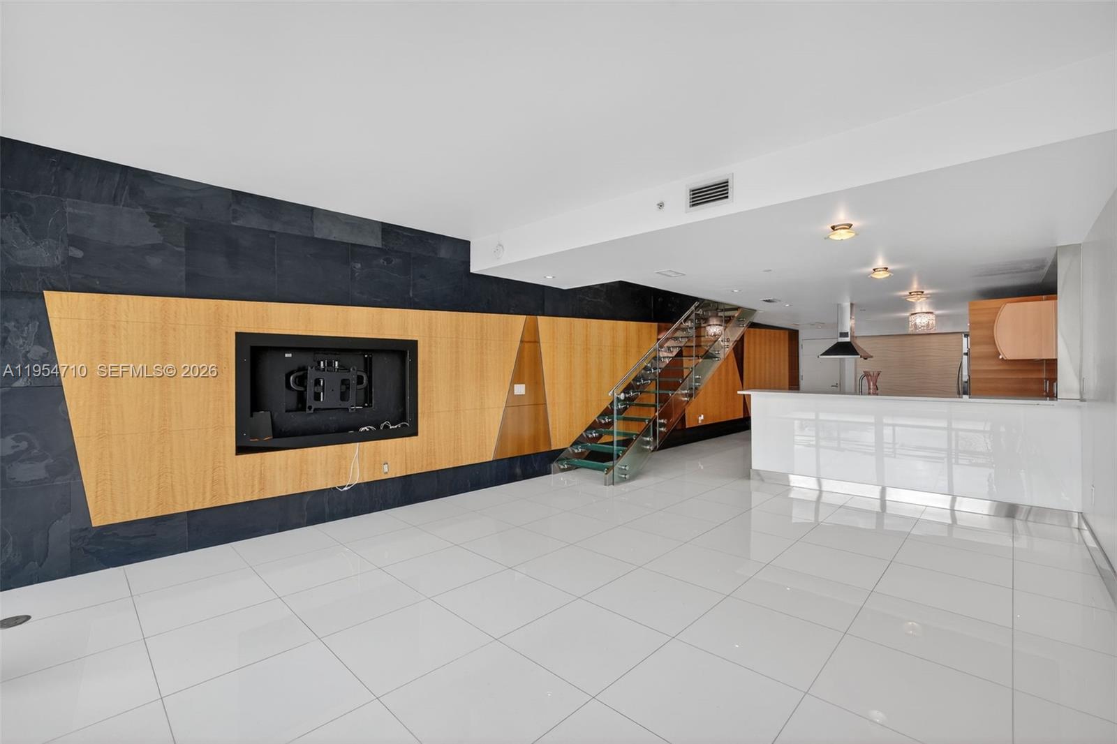 ARTECH RESIDENCES AT AVEN - Residential