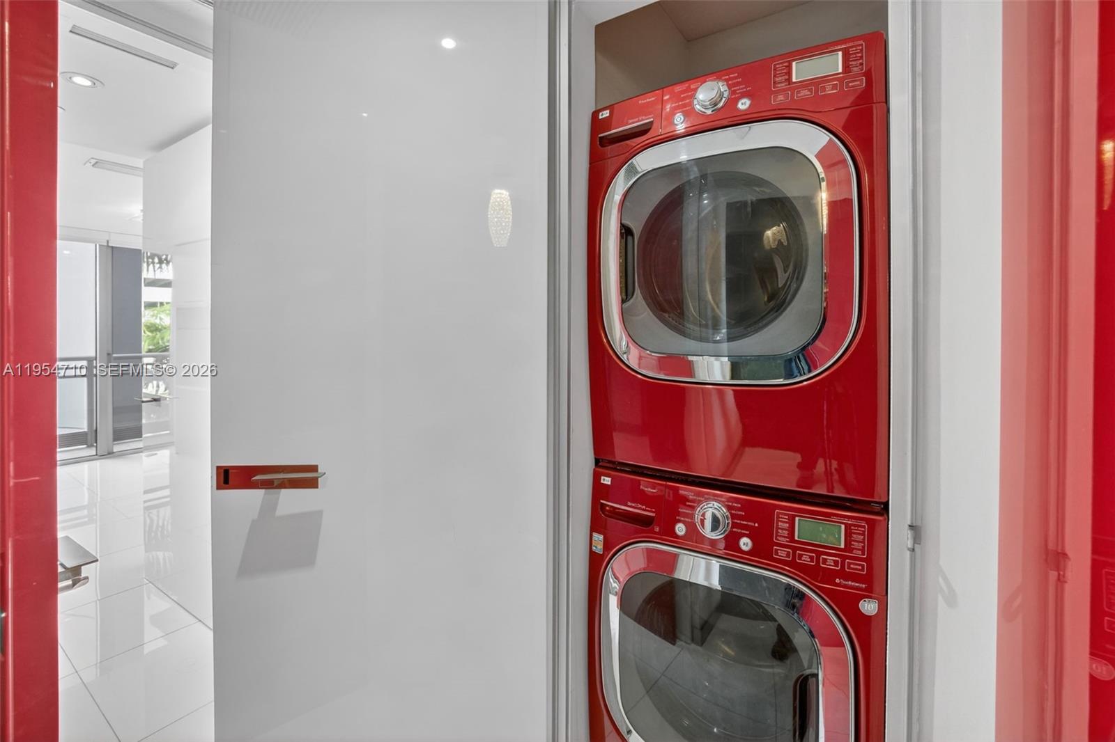 ARTECH RESIDENCES AT AVEN - Residential