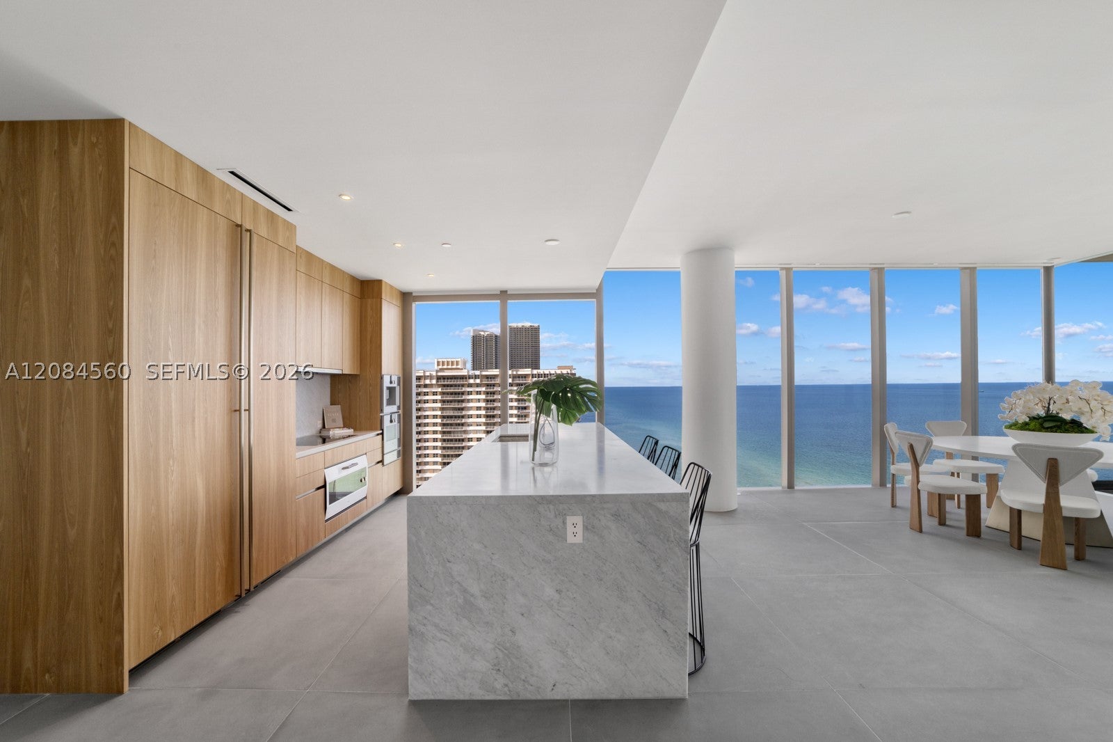 2000 S Ocean Dr 19A