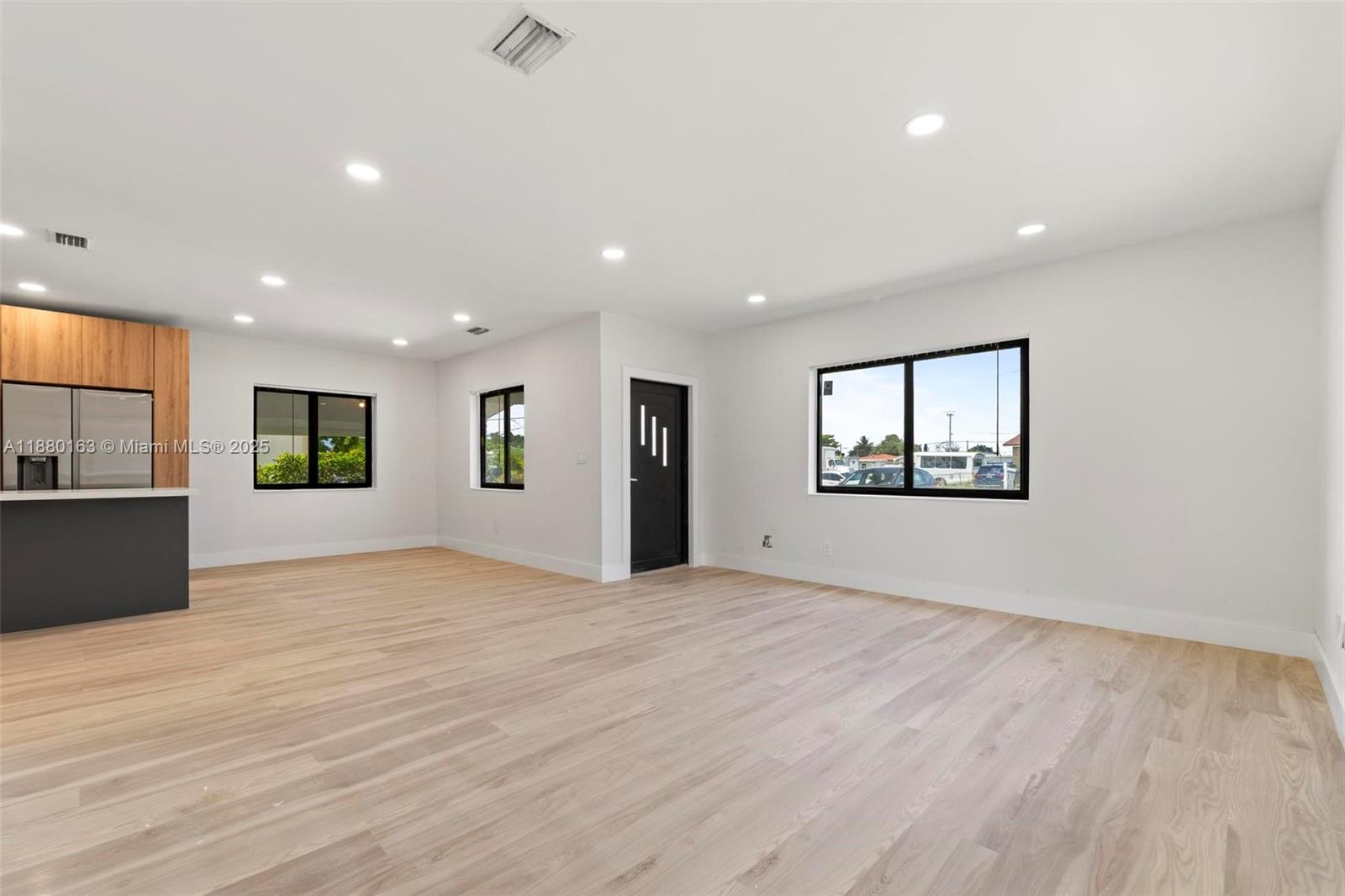 Charming 3-bed, 2-bath single-family home in West Park, offering 1,439 sq ft of comfortable living on a 7,169 sq ft lot. This residence features new floors, spacious living areas, a well-appointed kitchen, and abundant natural light. The fenced backyard is perfect for entertaining or gardening. Recent updates enhance comfort and value. Located close to schools, shopping, dining, and major highways, this property offers a great combination of location and livability, ideal for first-time buyers or investors. Motivated seller, offering $ 5,000 credit for closing costs.