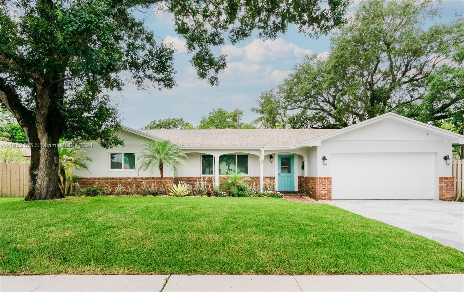 2610 Sw 16th St, Fort Lauderdale, Broward County, Florida - 3 Bedrooms  
2 Bathrooms - 