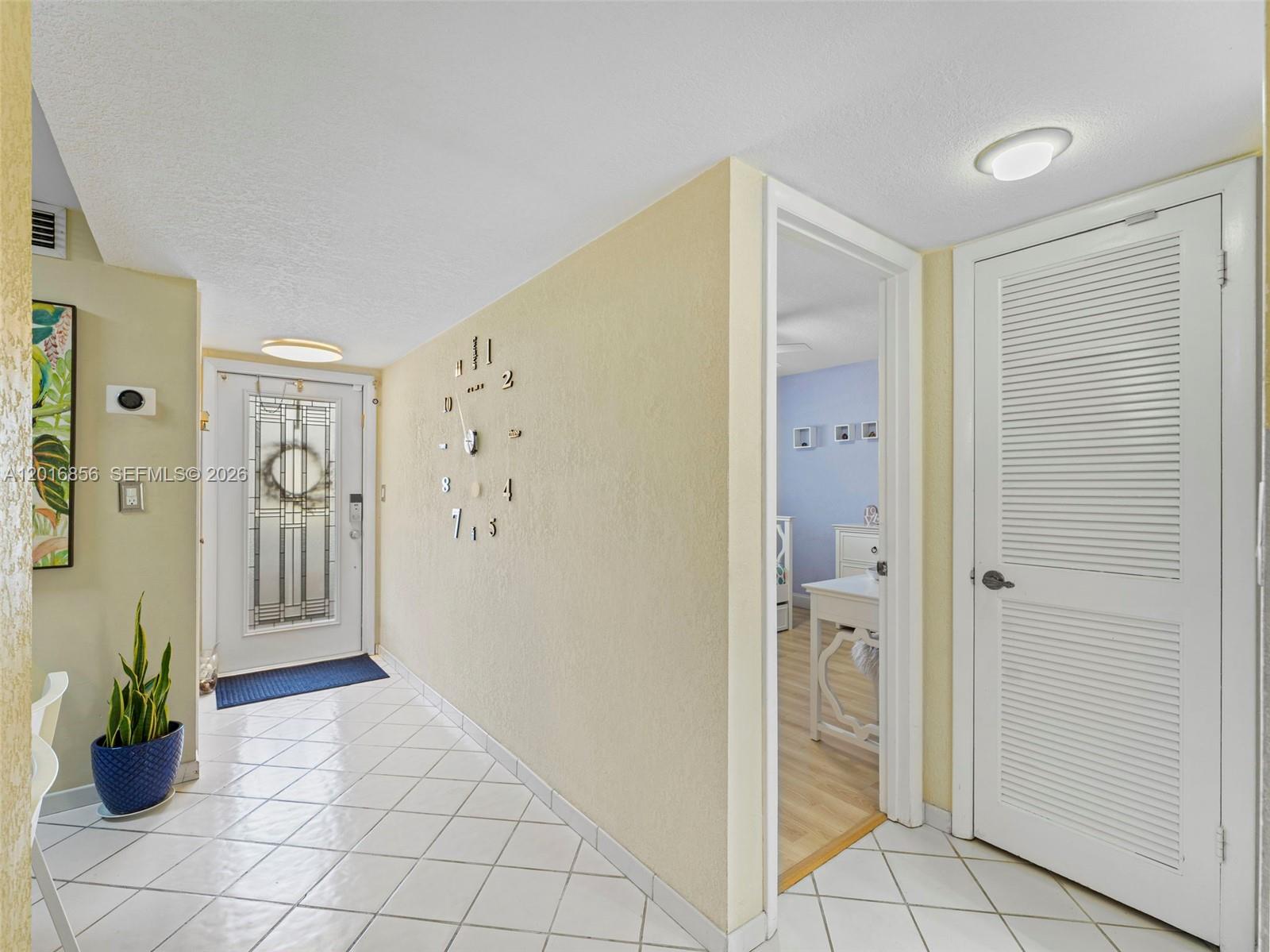 HOLLYBROOK GOLF AND - Residential