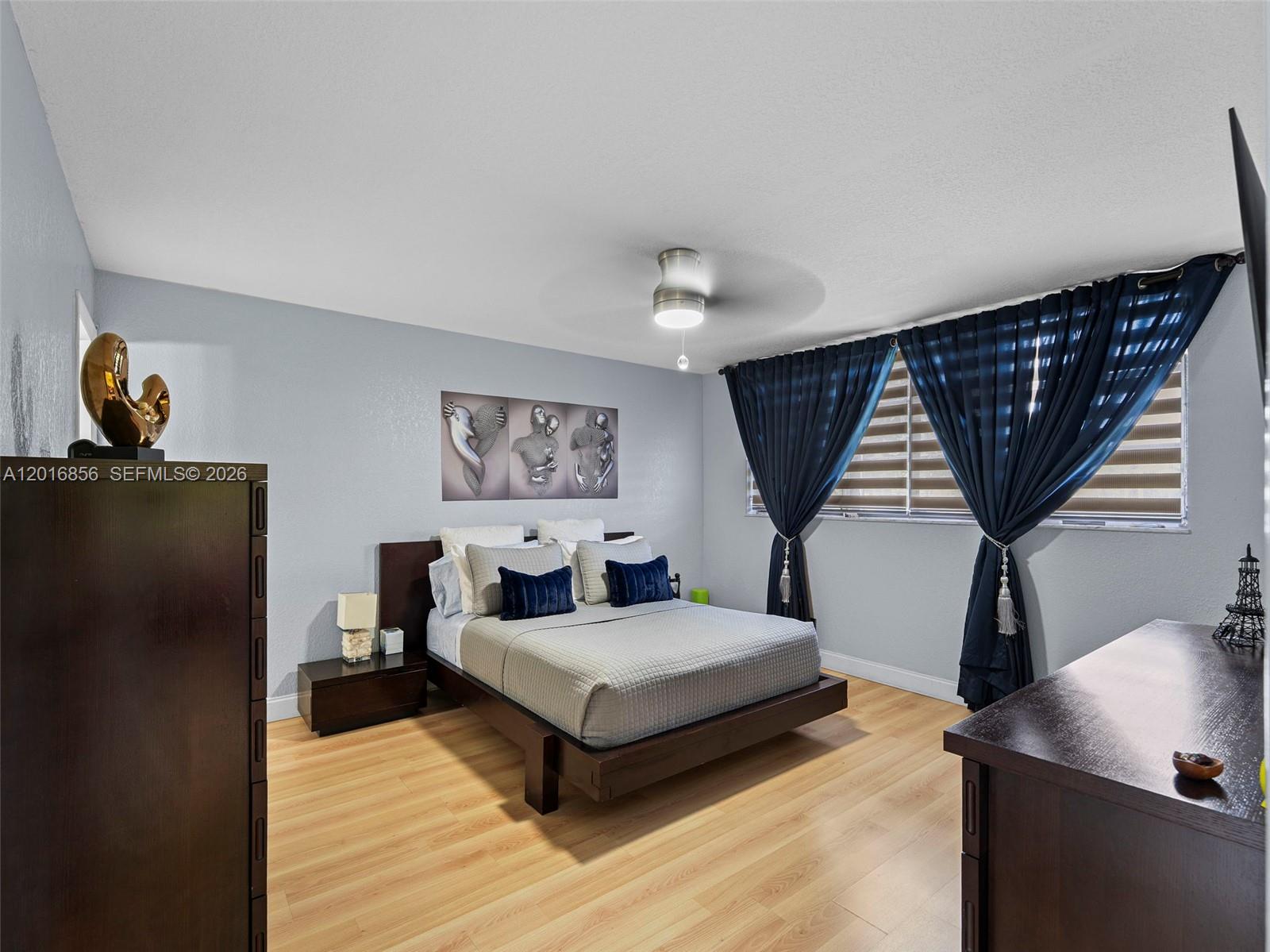 HOLLYBROOK GOLF AND - Residential